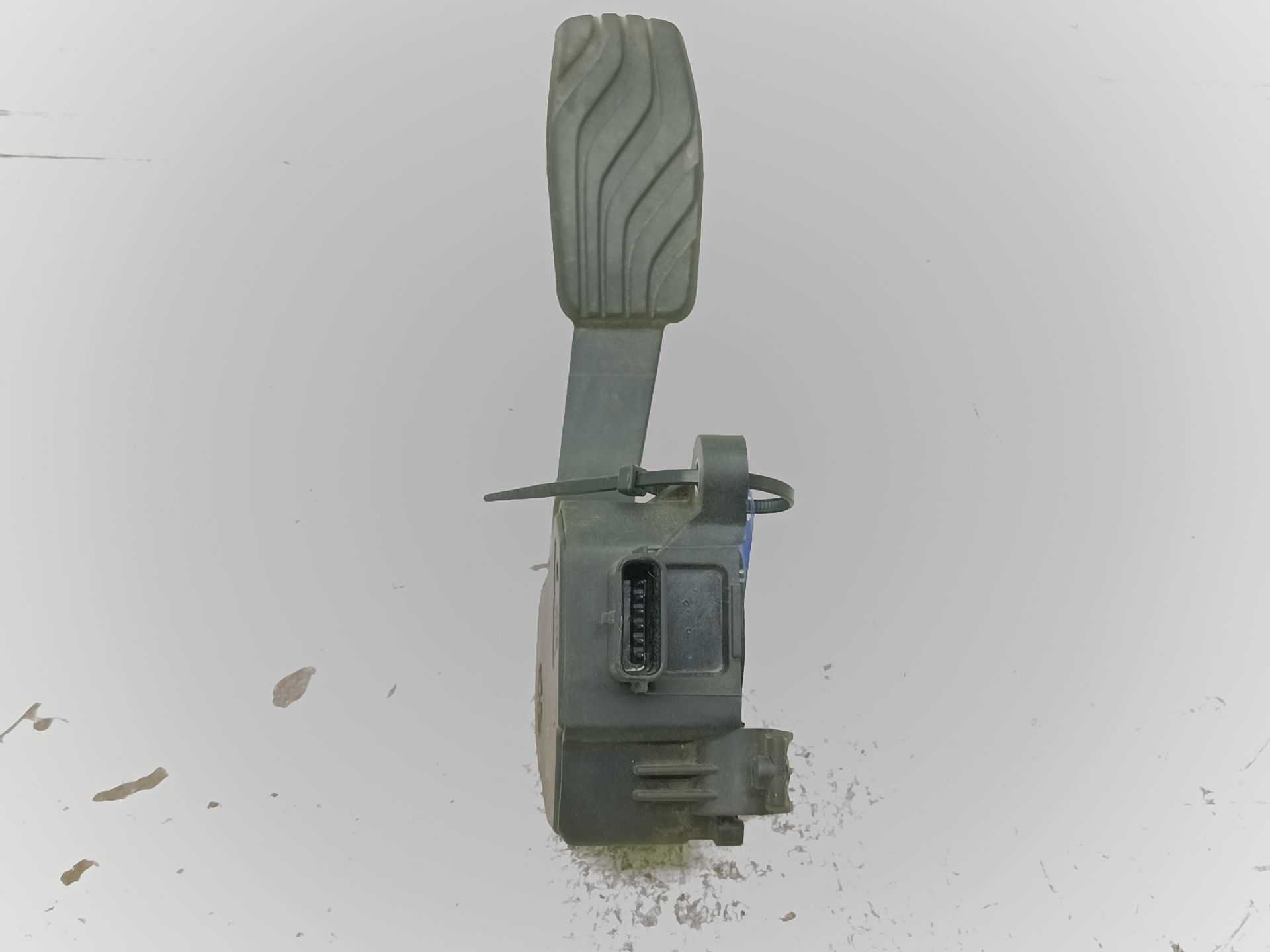 Recambio de pedal acelerador para dacia sandero iii essential referencia OEM IAM 180100912R  