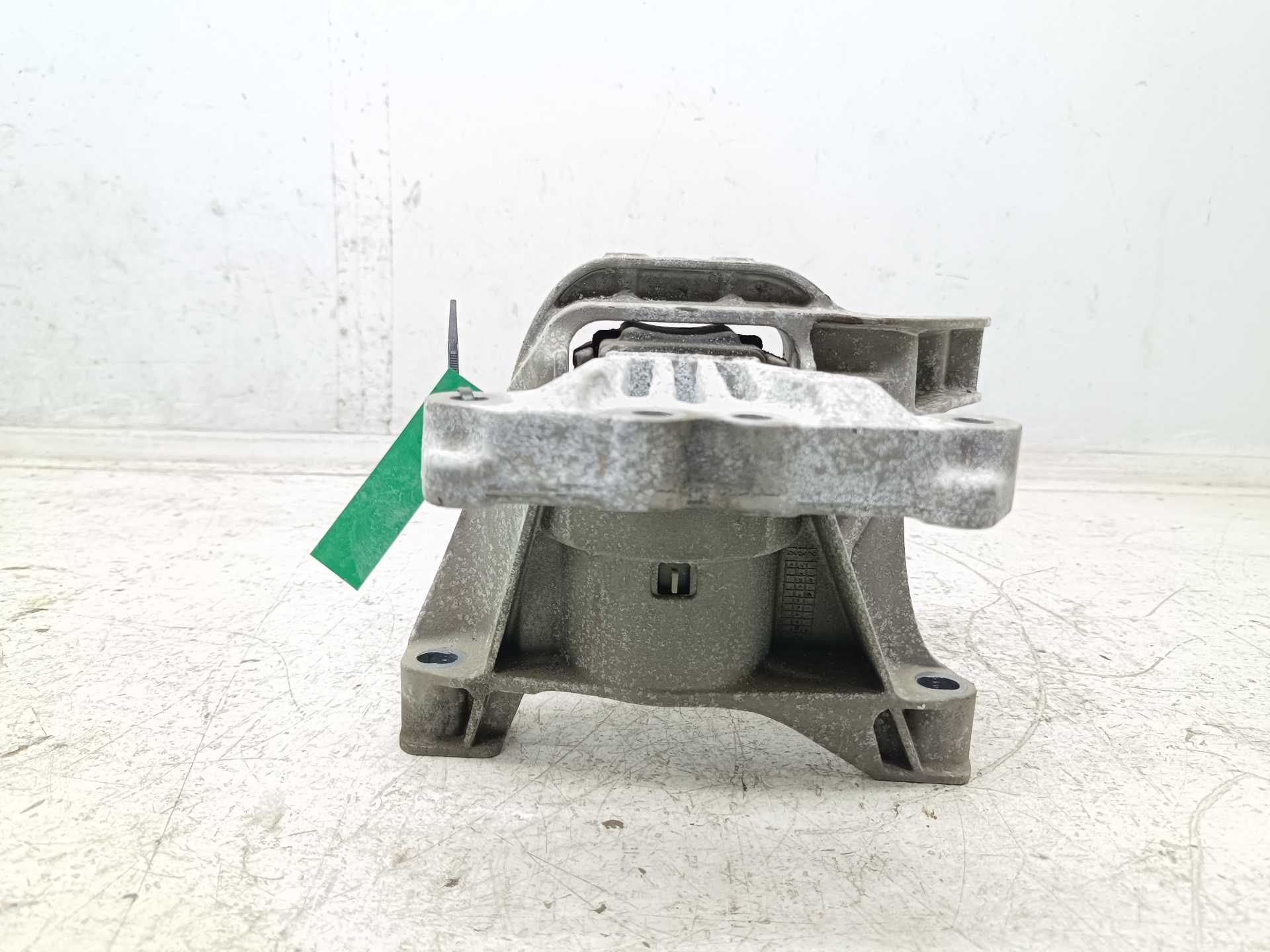 Recambio de soporte motor derecho para peugeot 308 active referencia OEM IAM 4A103720  
