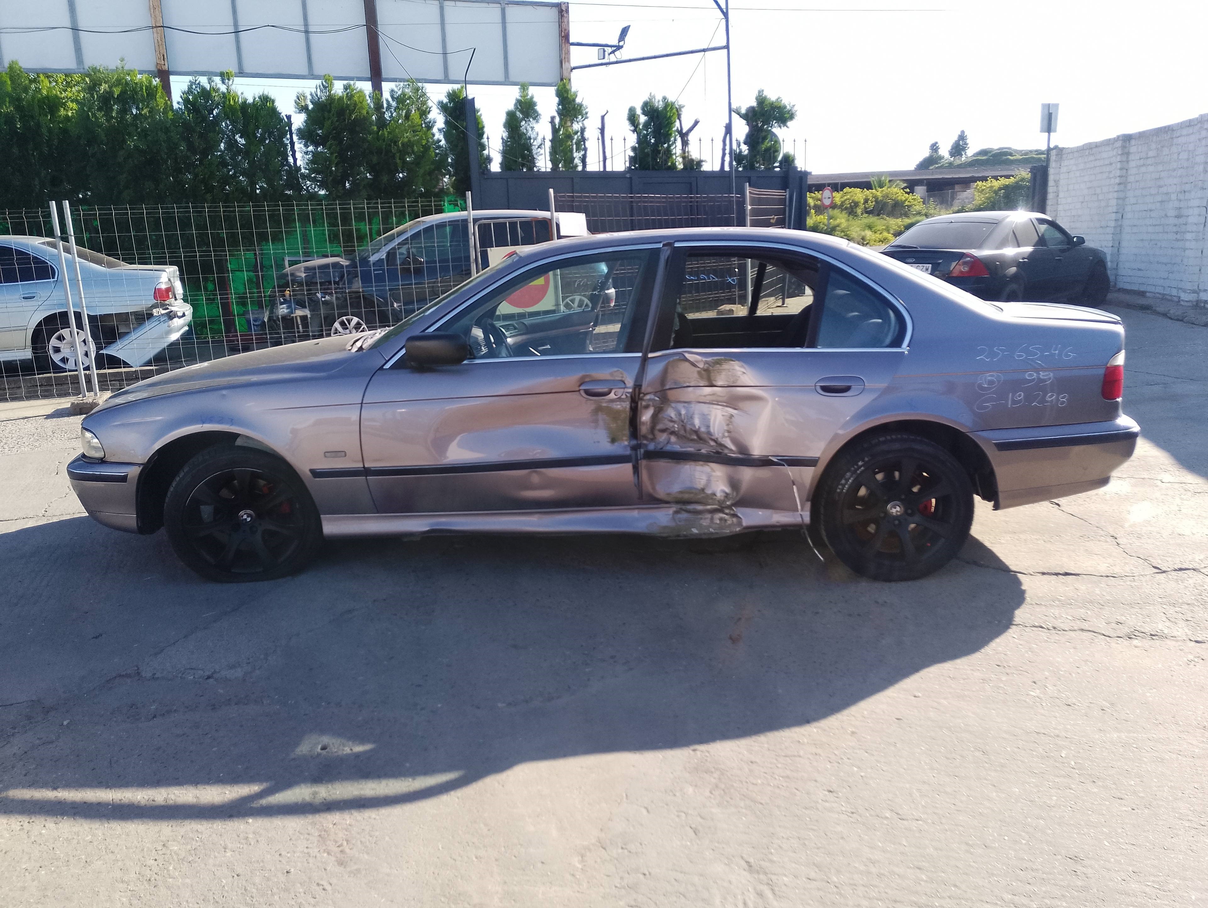 bmw serie 5 berlina (e39) del año 1999