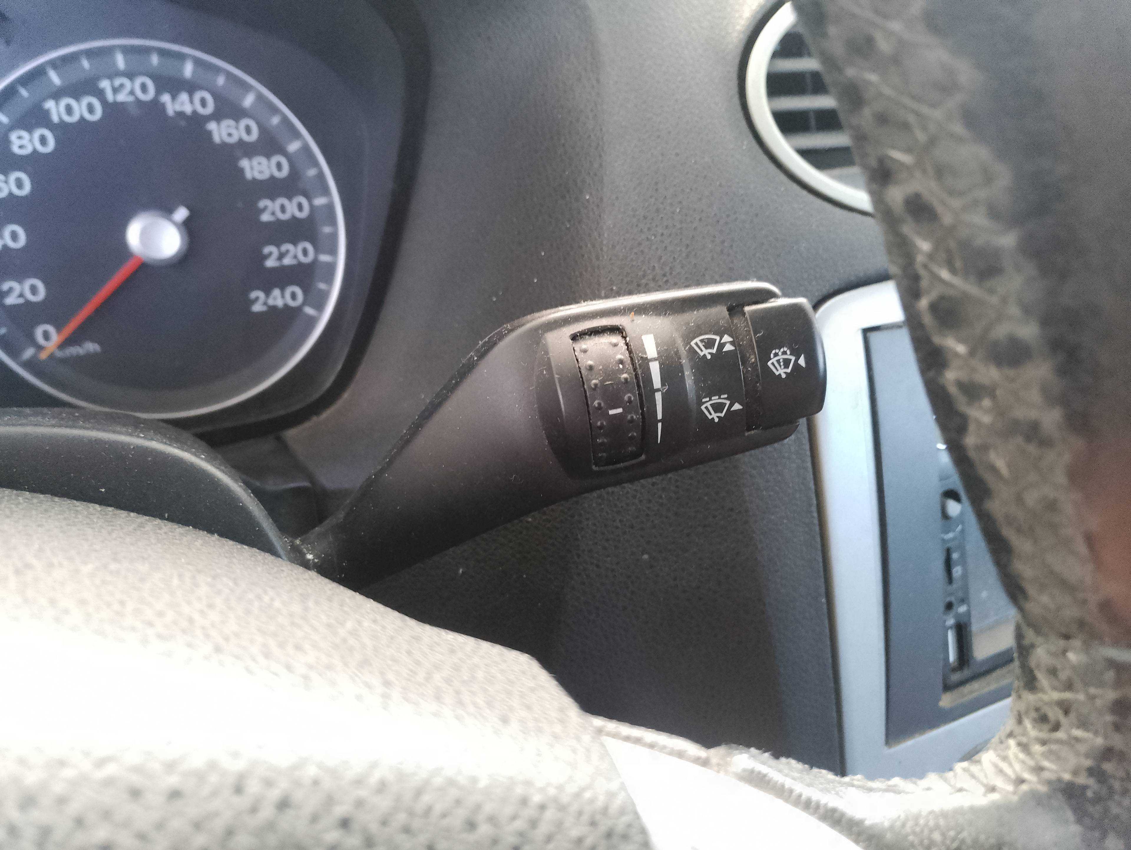 Recambio de mando limpia para ford focus berlina (cap) ambiente (d) referencia OEM IAM   