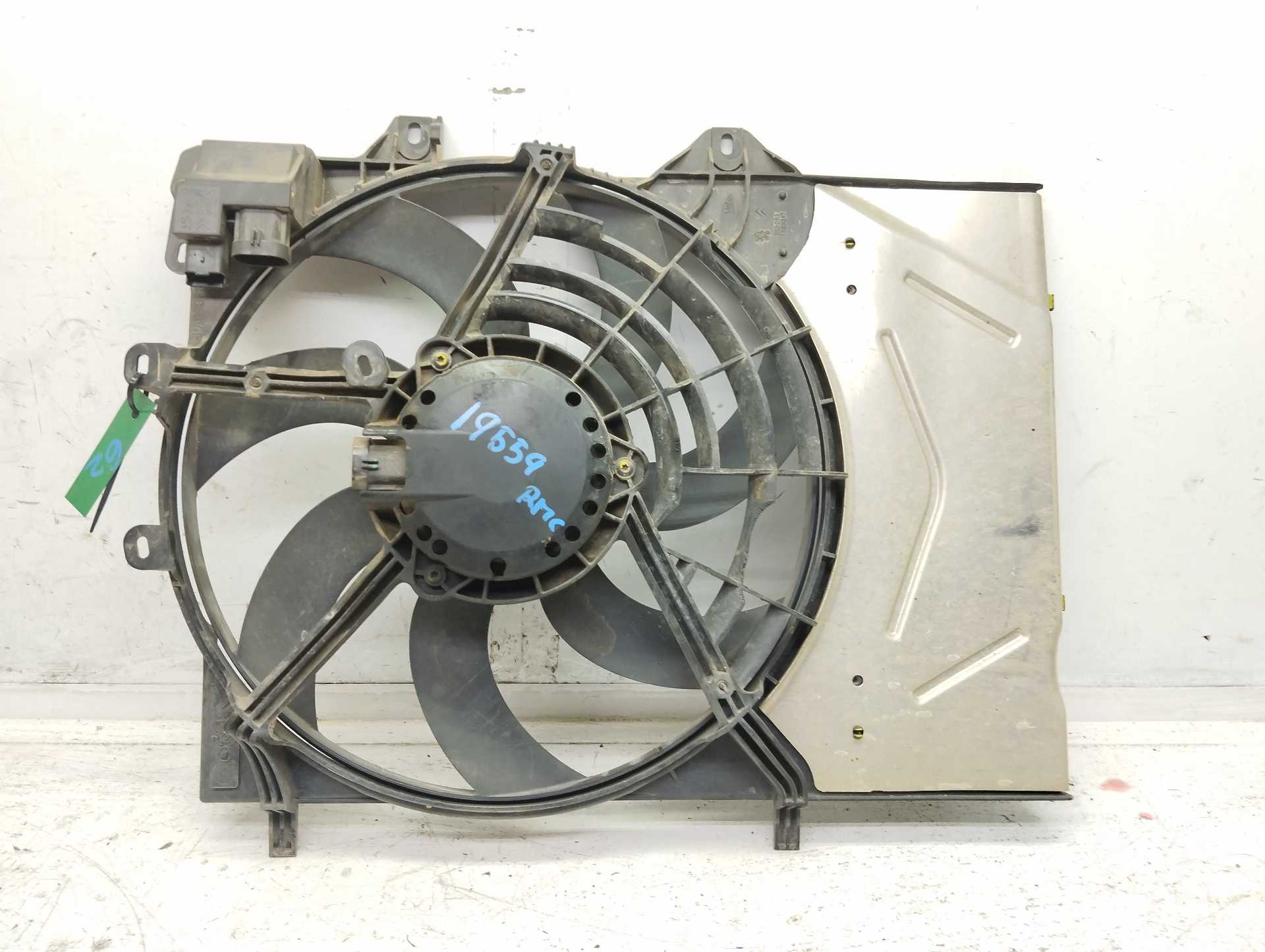 Recambio de electroventilador para opel crossland x design line referencia OEM IAM FS2083 T300093 3639678