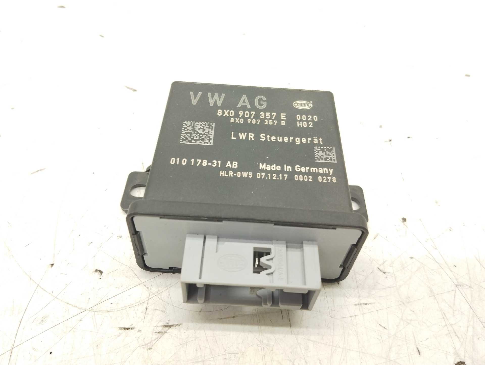 Recambio de centralita luces para audi q3 (8ug) attraction referencia OEM IAM 8X0907357E  