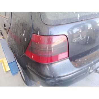 Recambio de piloto trasero izquierdo para volkswagen golf iv (1j1) 1.9 tdi referencia OEM IAM 1J6945095BA / 1J6945095Q / 1J69450
