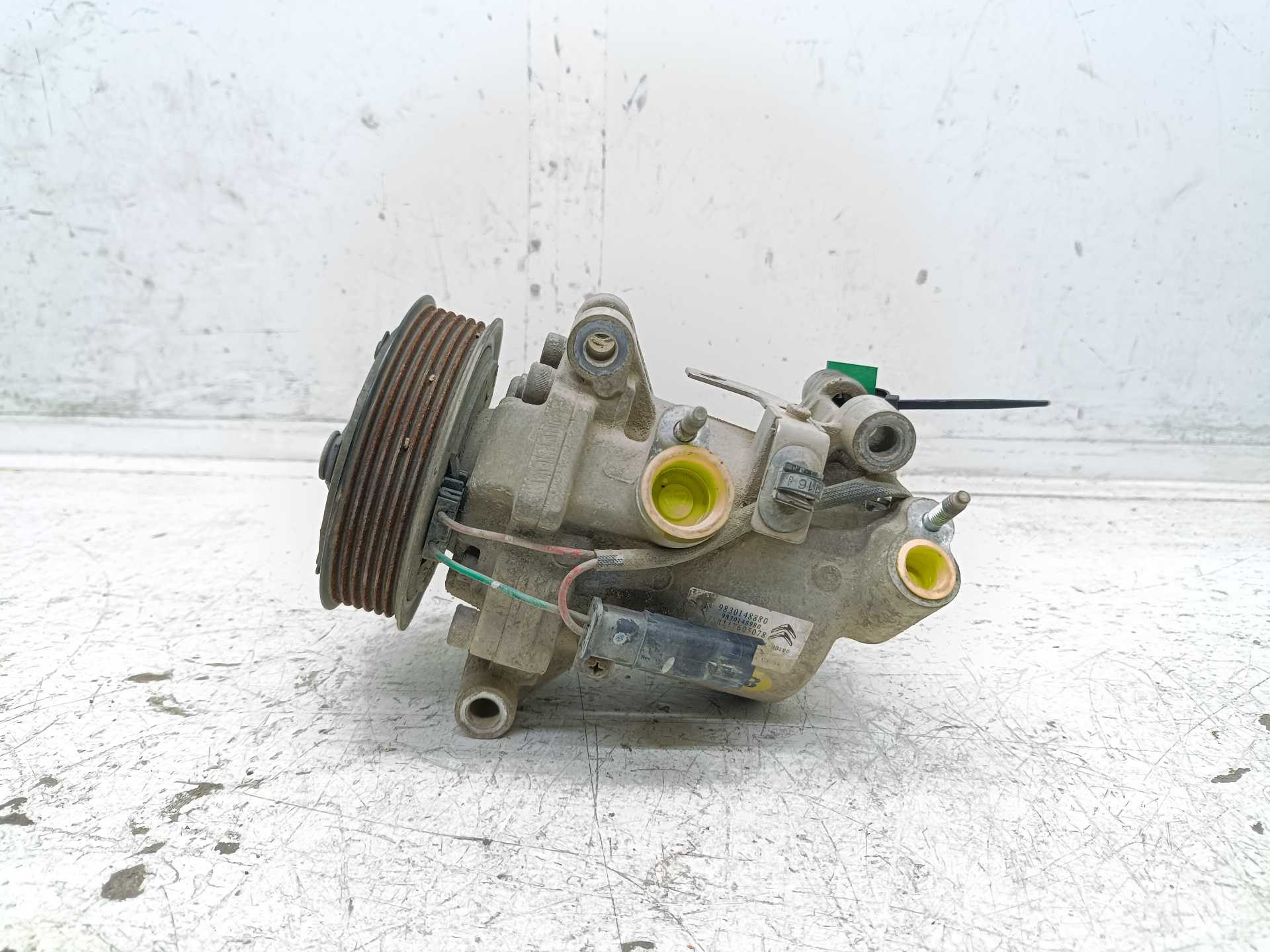 Recambio de compresor aire acondicionado para opel vivaro furgón l express referencia OEM IAM 9830148880  