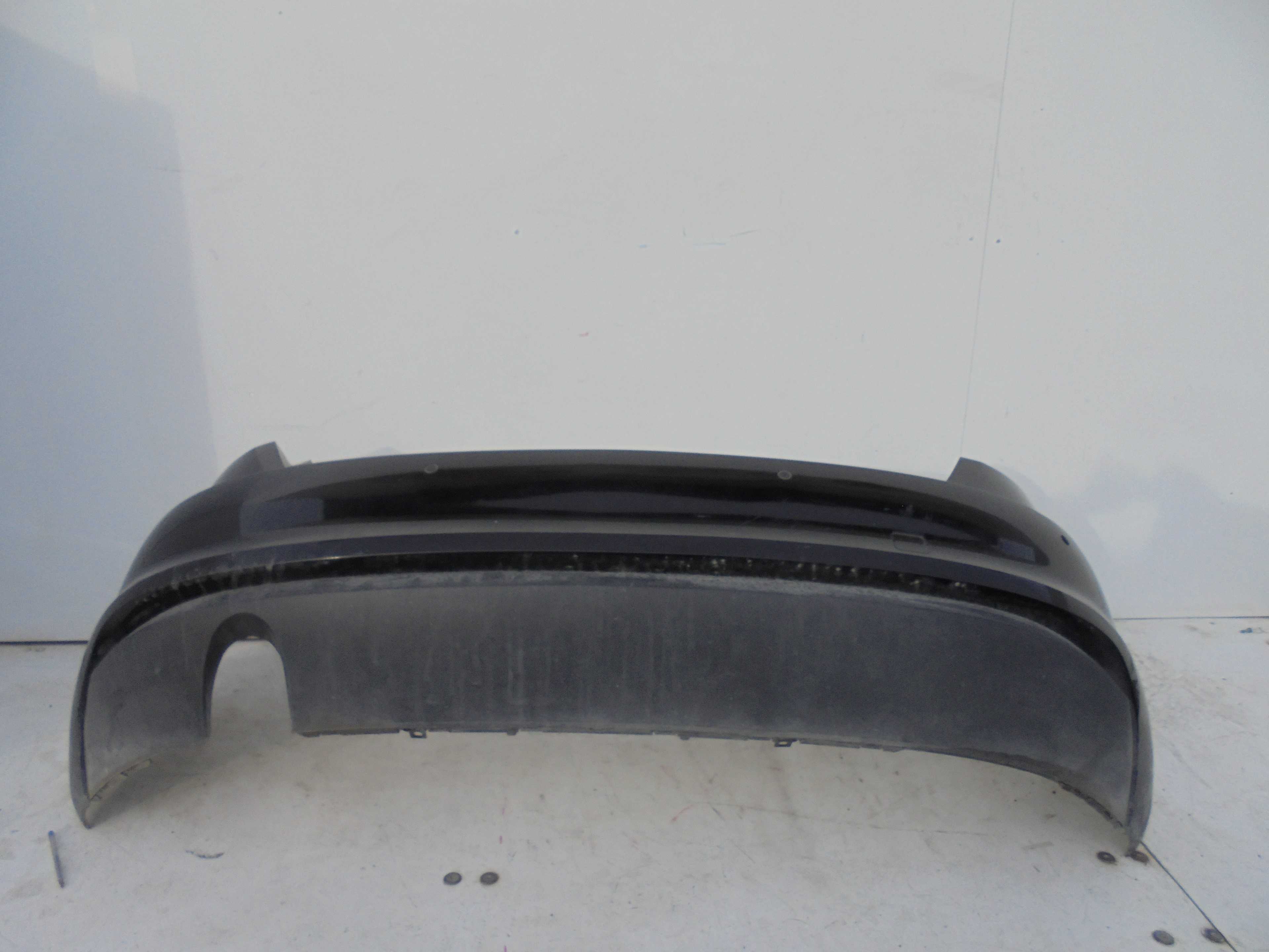 Recambio de paragolpes trasero para audi a3 (8v) 1.6 tdi referencia OEM IAM   