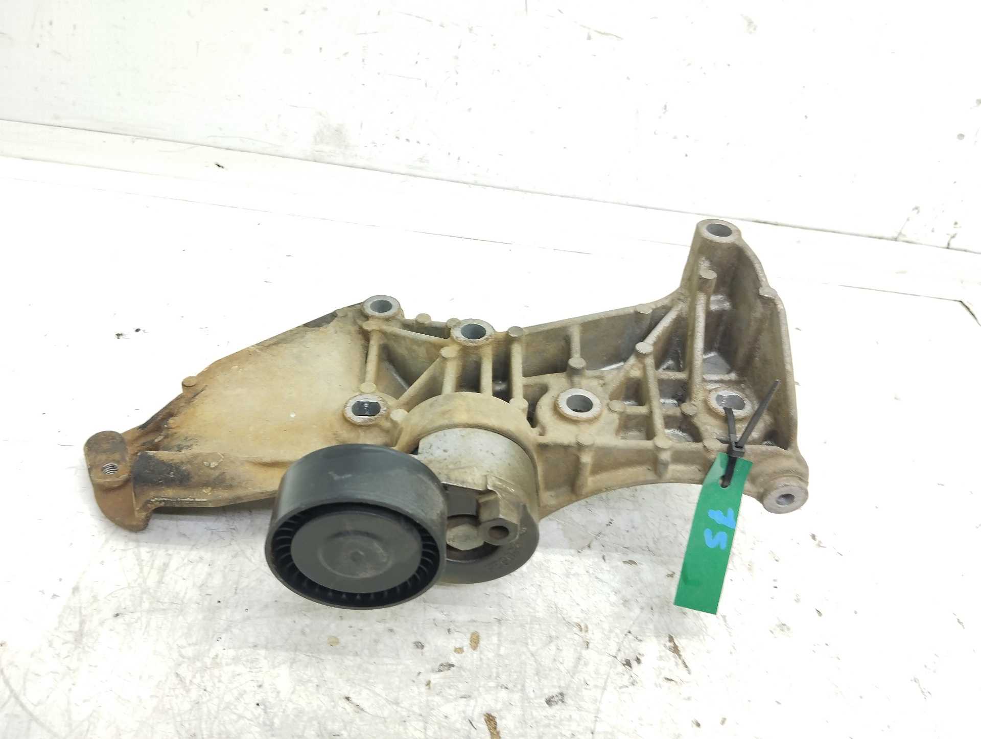 Recambio de soporte alternador para renault kangoo (f/kc0) authentique referencia OEM IAM  8200393718 