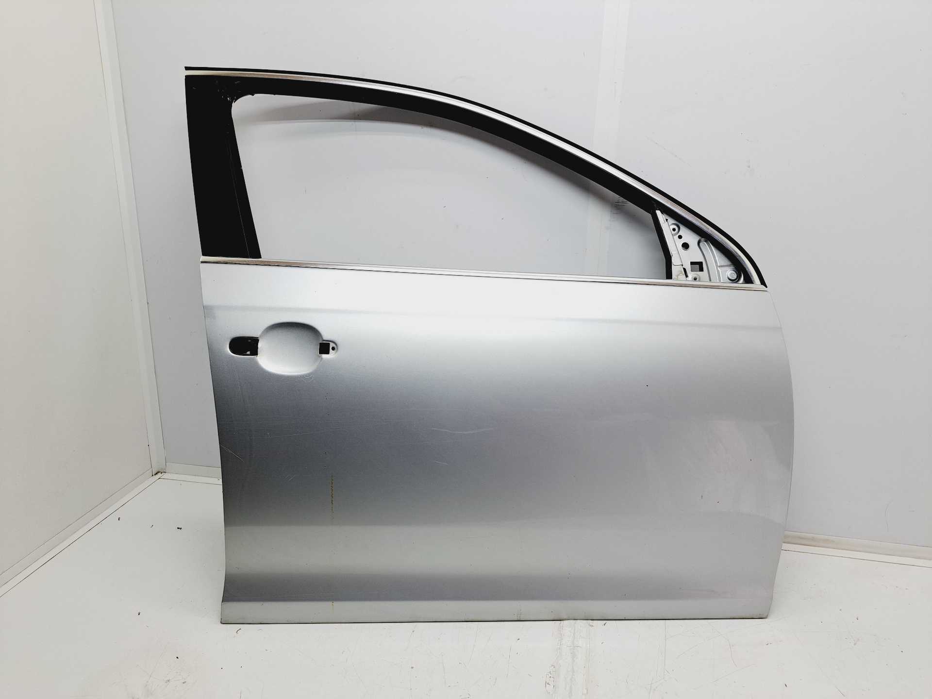 Recambio de puerta delantera derecha para volkswagen jetta (1k2) 2.0 tdi referencia OEM IAM   