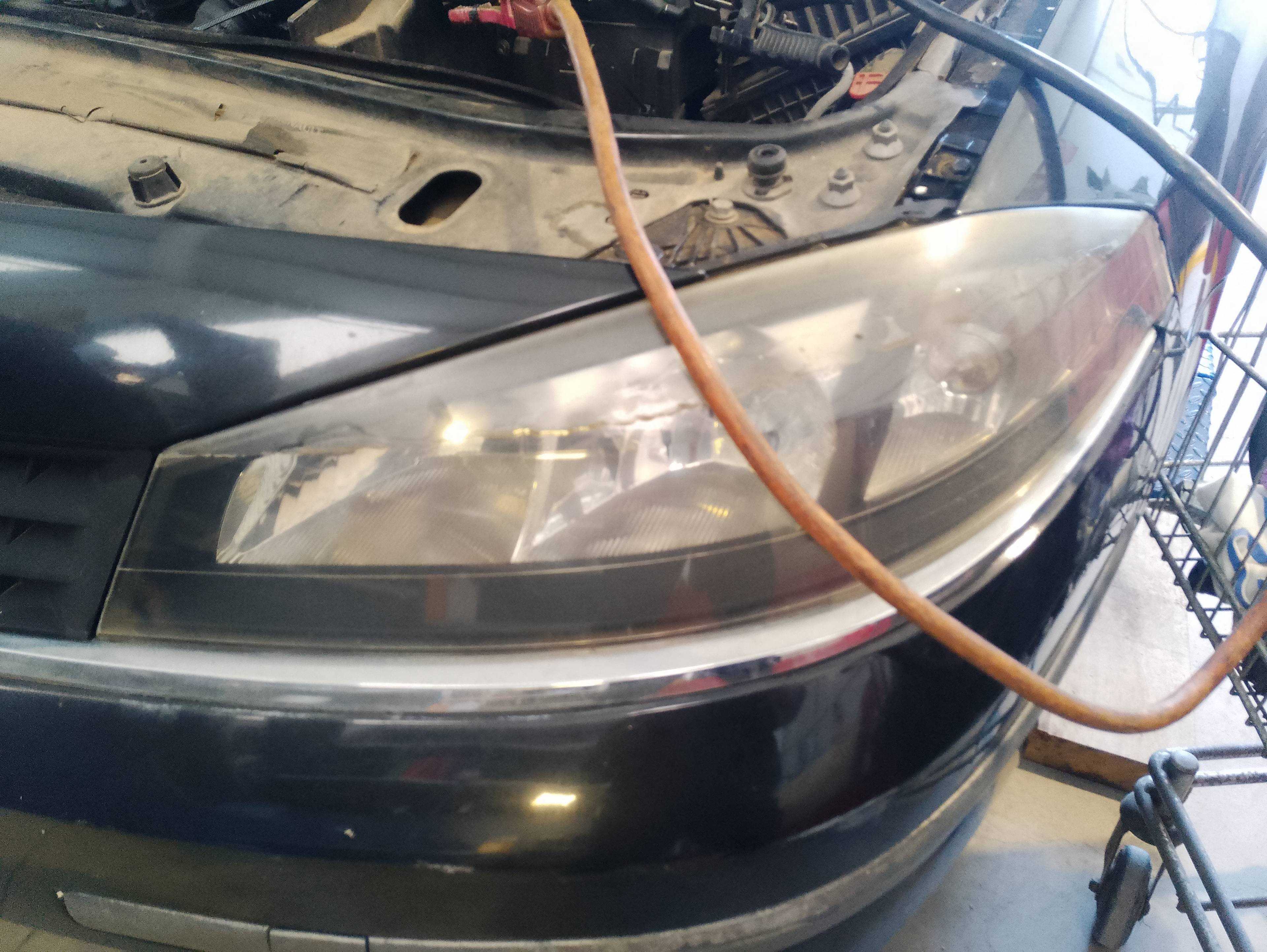 Recambio de faro izquierdo para renault laguna ii (bg0) authentique referencia OEM IAM   