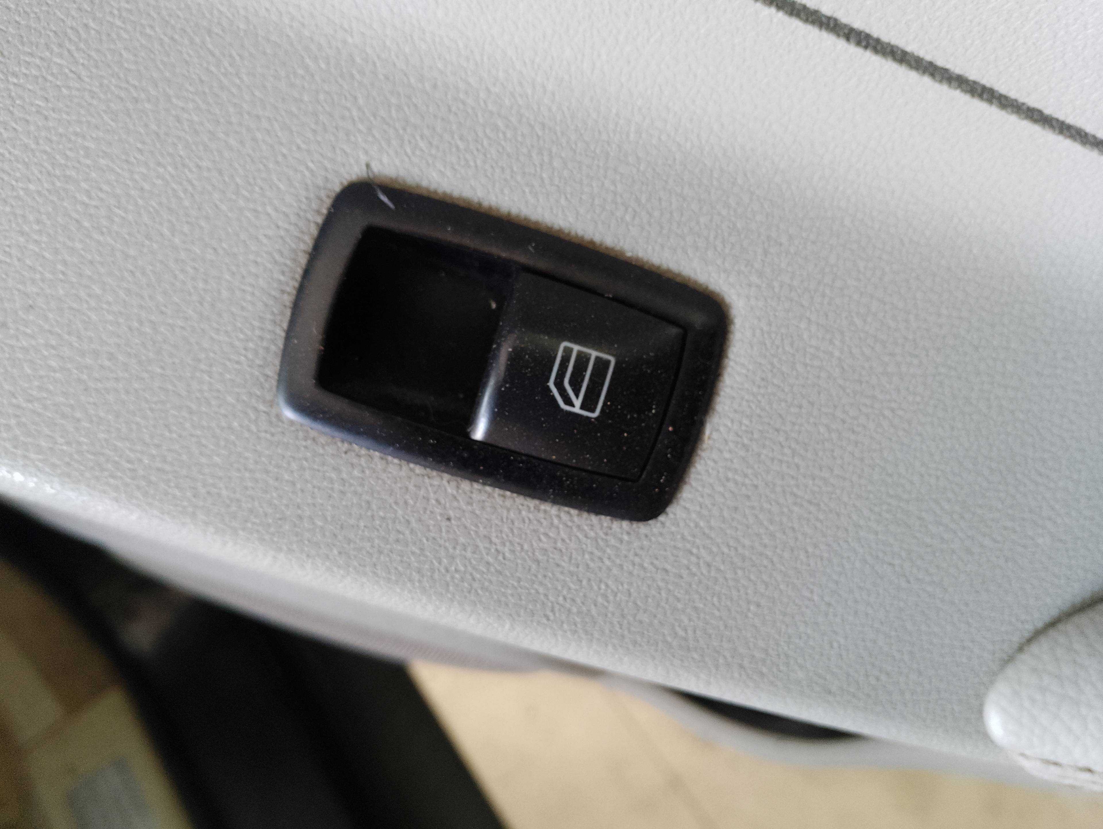 Recambio de mando elevalunas delantero derecho para mercedes-benz clase m (w164) 320 / 350 cdi (164.122) referencia OEM IAM   