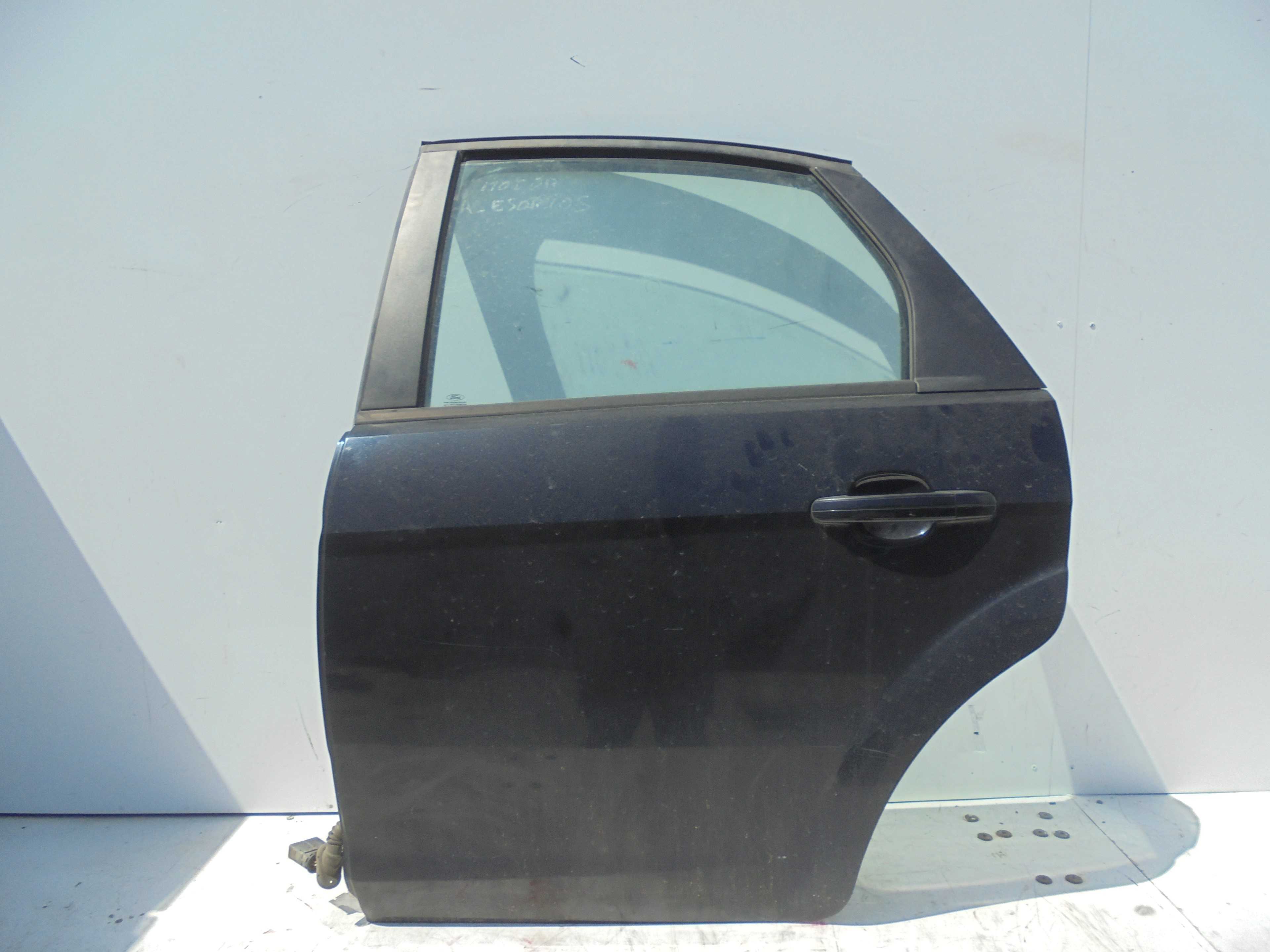 Recambio de puerta trasera izquierda para ford focus lim. (cb4) business referencia OEM IAM   