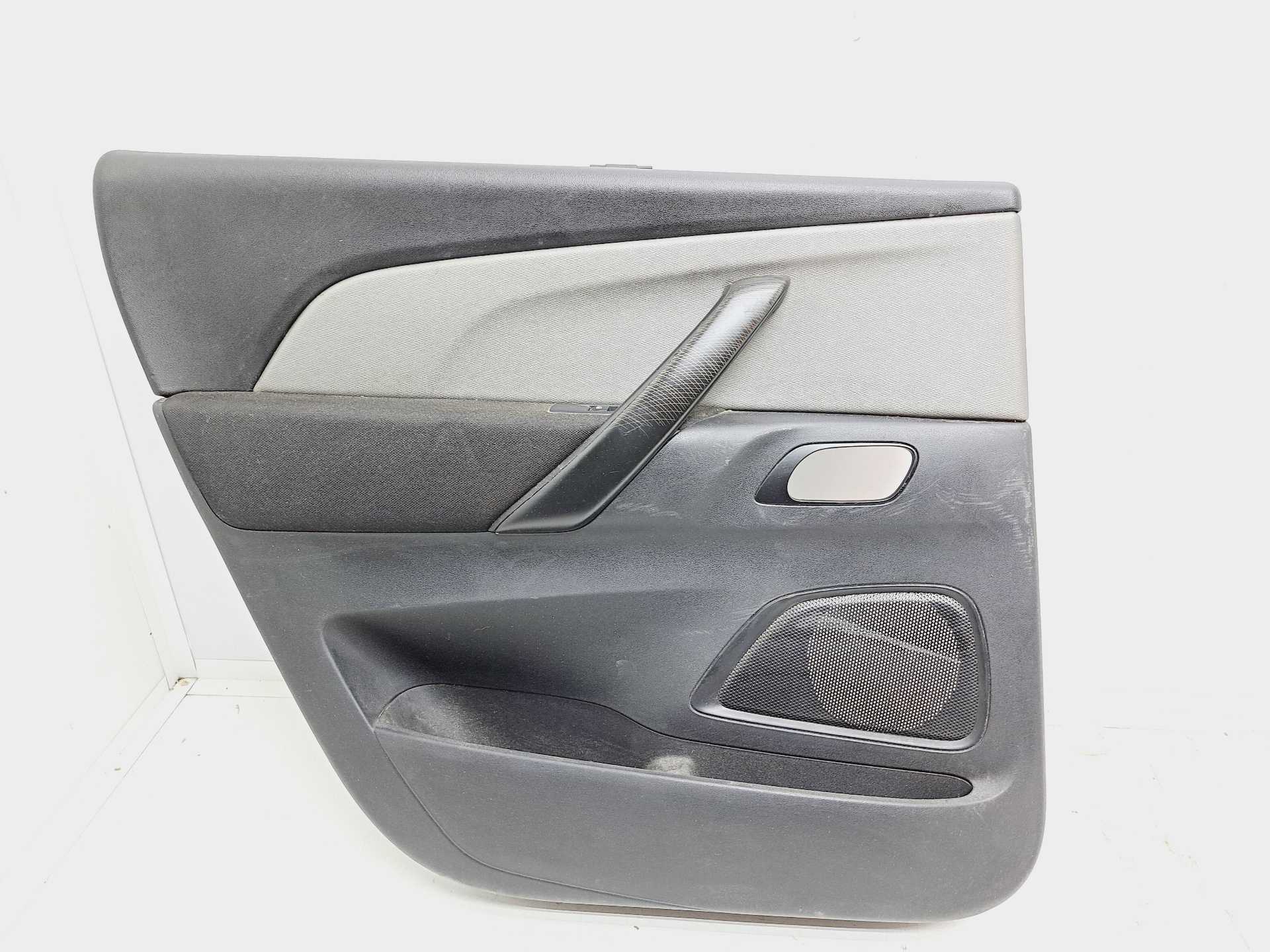 Recambio de guarnecido puerta trasera izquierda para citroën c4 picasso origins referencia OEM IAM 98067745YA  
