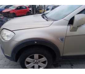 Recambio de aleta delantera izquierda para chevrolet captiva 2.0 vcdi ls referencia OEM IAM   