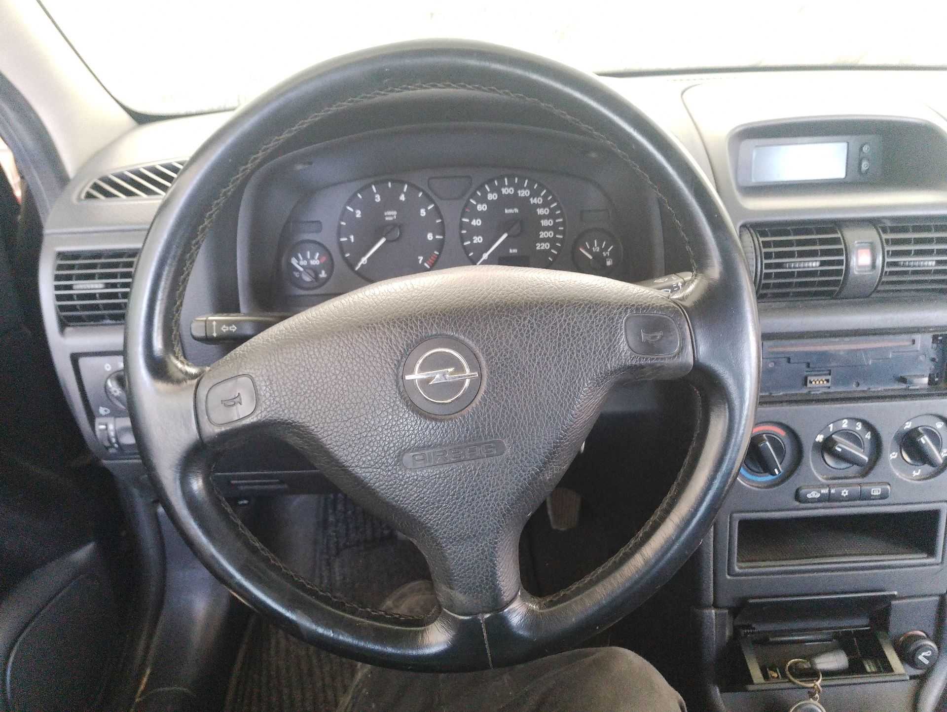 Recambio de volante para opel astra g sedán (t98) 1.6 16v (f69) referencia OEM IAM   