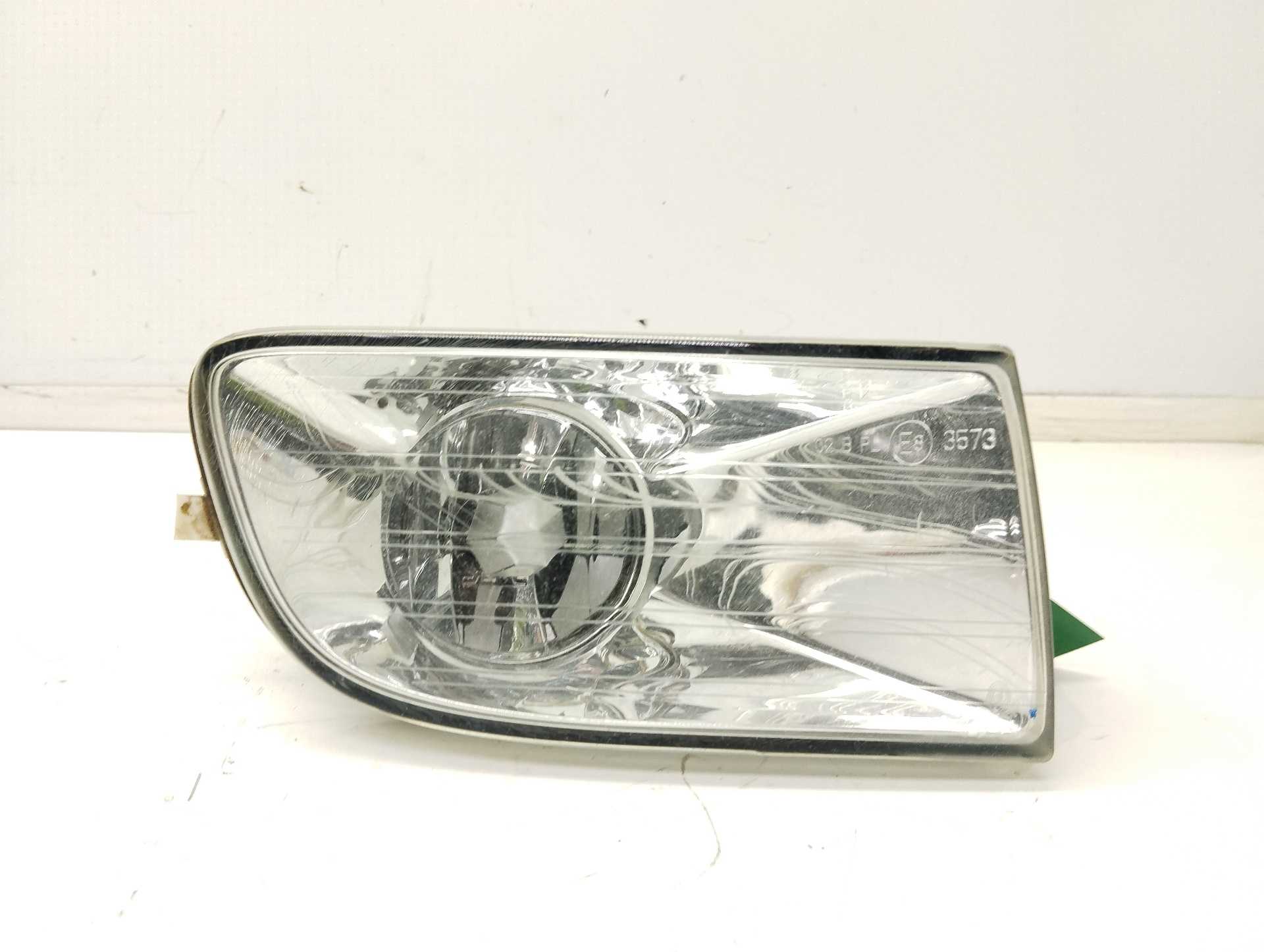 Recambio de faro antiniebla derecho para skoda octavia berlina (1z3) active referencia OEM IAM 1Z0941700  