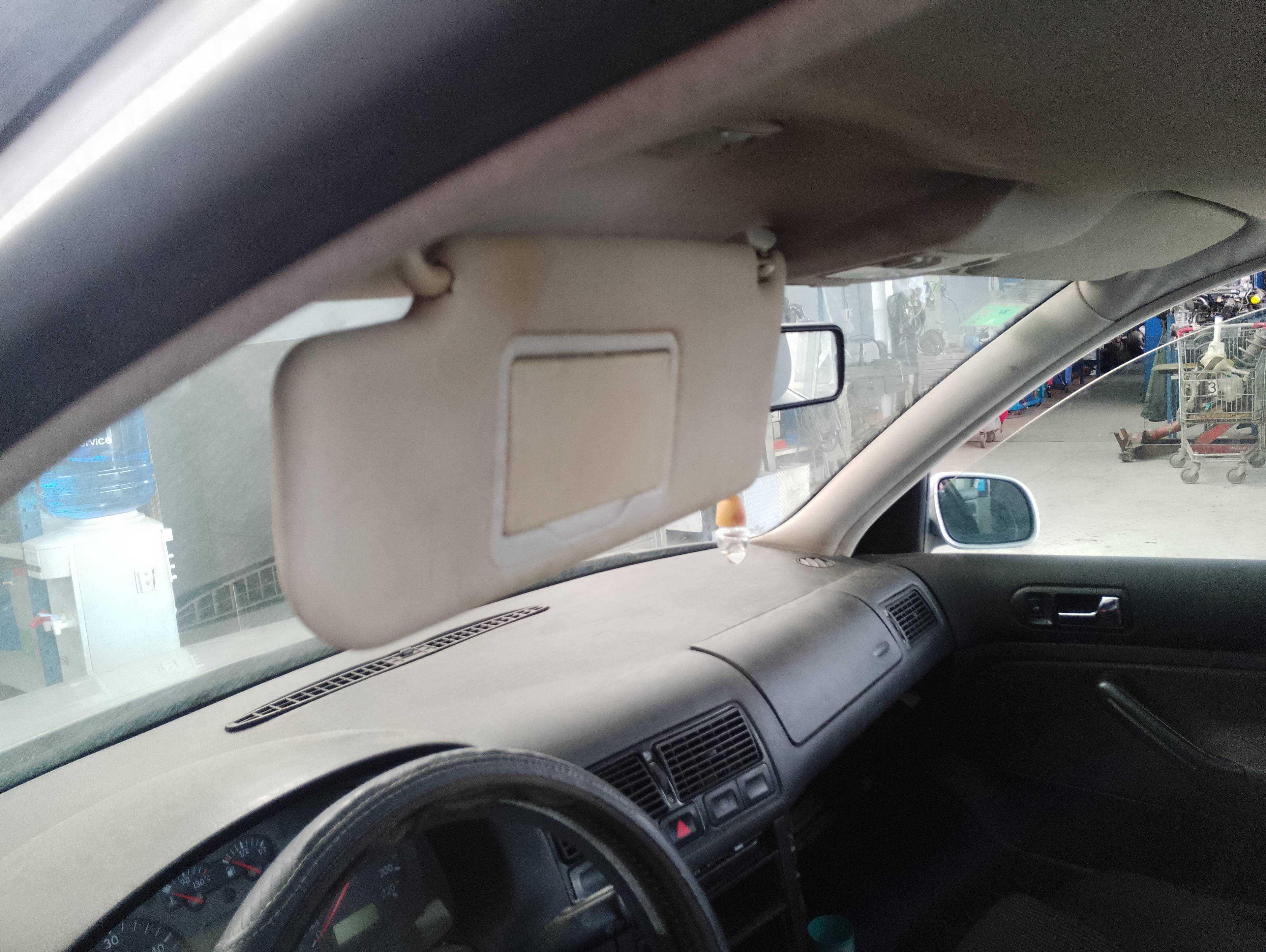 Recambio de parasol izquierdo para volkswagen golf iv berlina (1j1) básico referencia OEM IAM   
