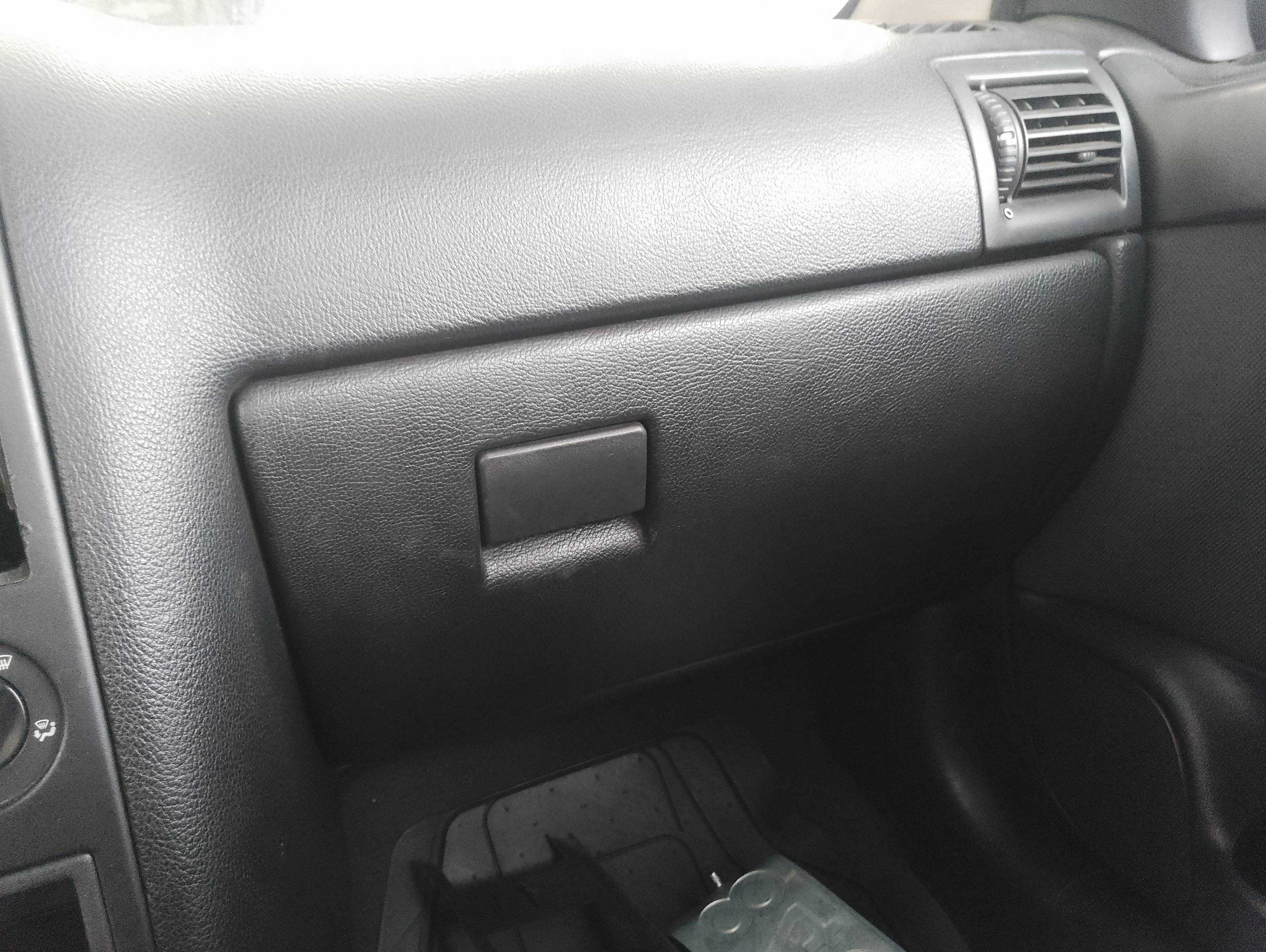 Recambio de guantera para opel astra g berlina club referencia OEM IAM   