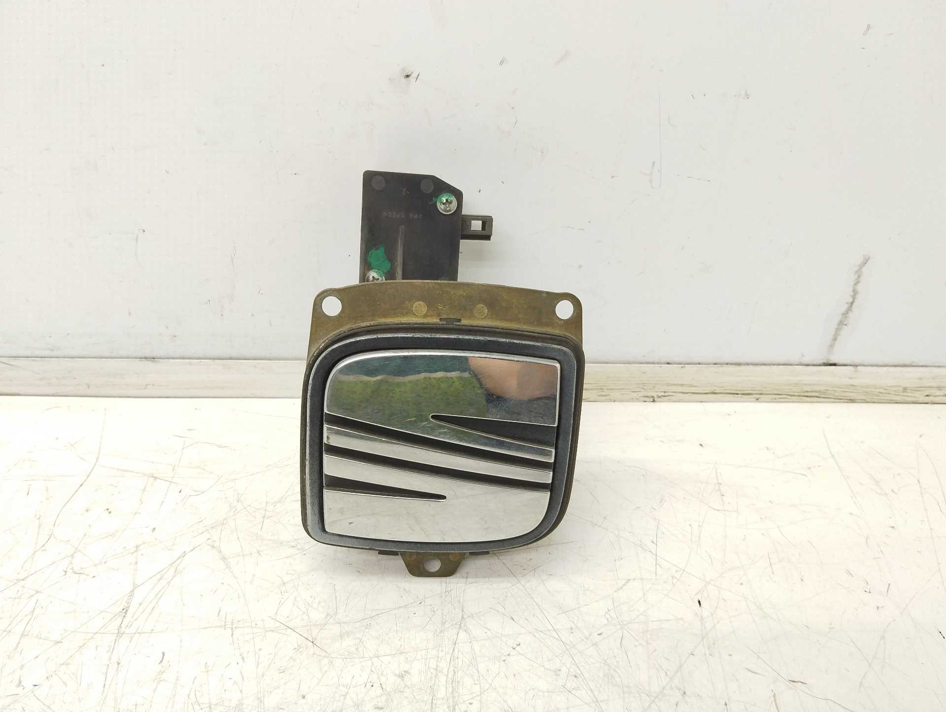 Recambio de maneta exterior maletero / porton para seat ibiza (6l1) cool referencia OEM IAM 1M0959781A 1M5862159C 