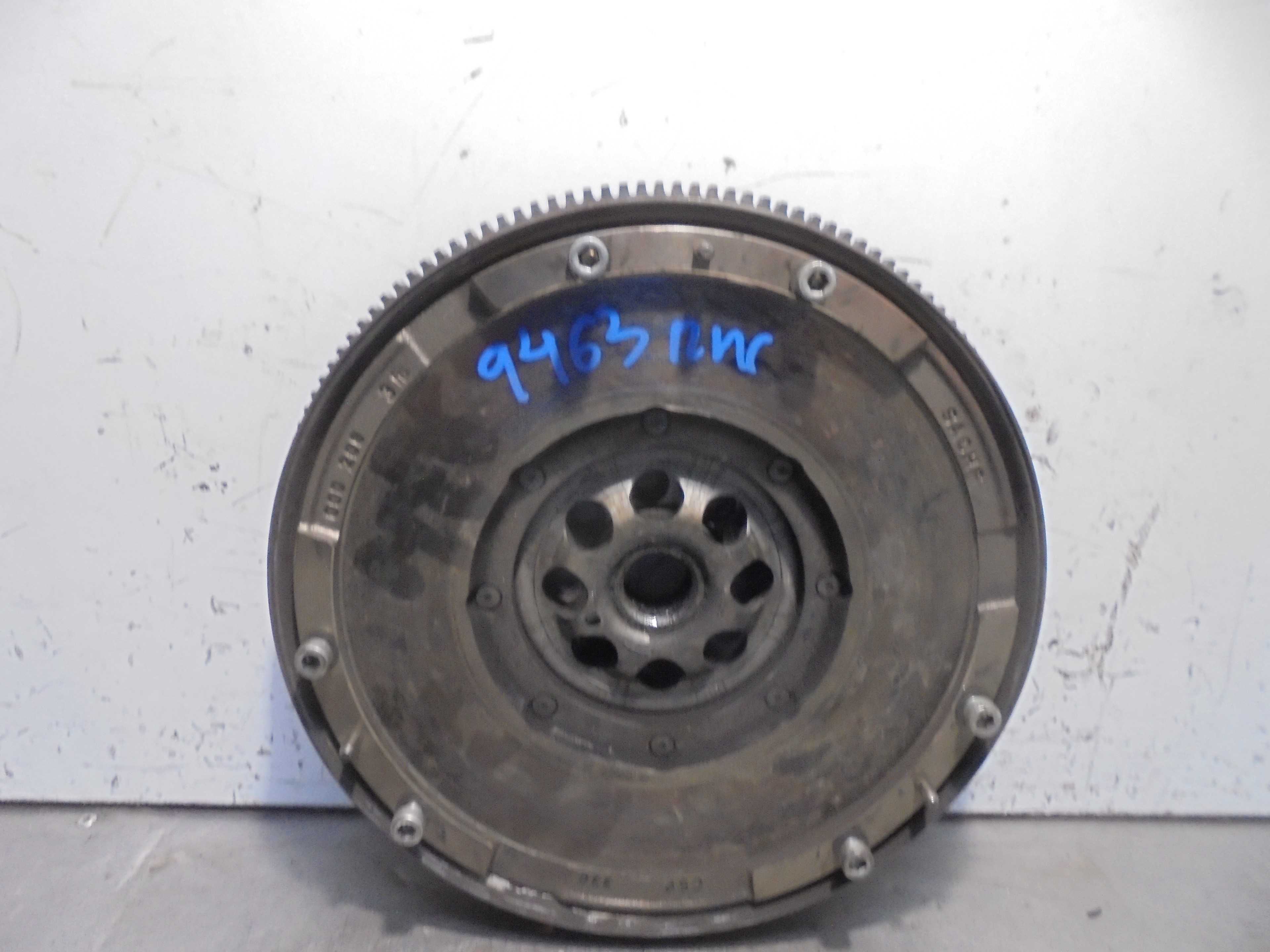 Recambio de volante motor para ssangyong rodius xdi referencia OEM IAM  SACHS 