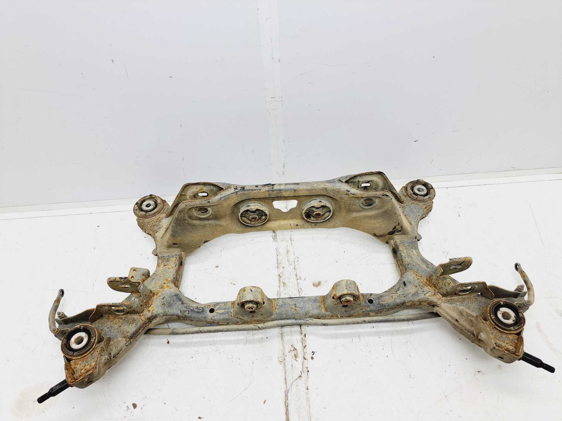 Recambio de cuna motor para hyundai santa fe (bm) 2.2 crdi cat referencia OEM IAM   