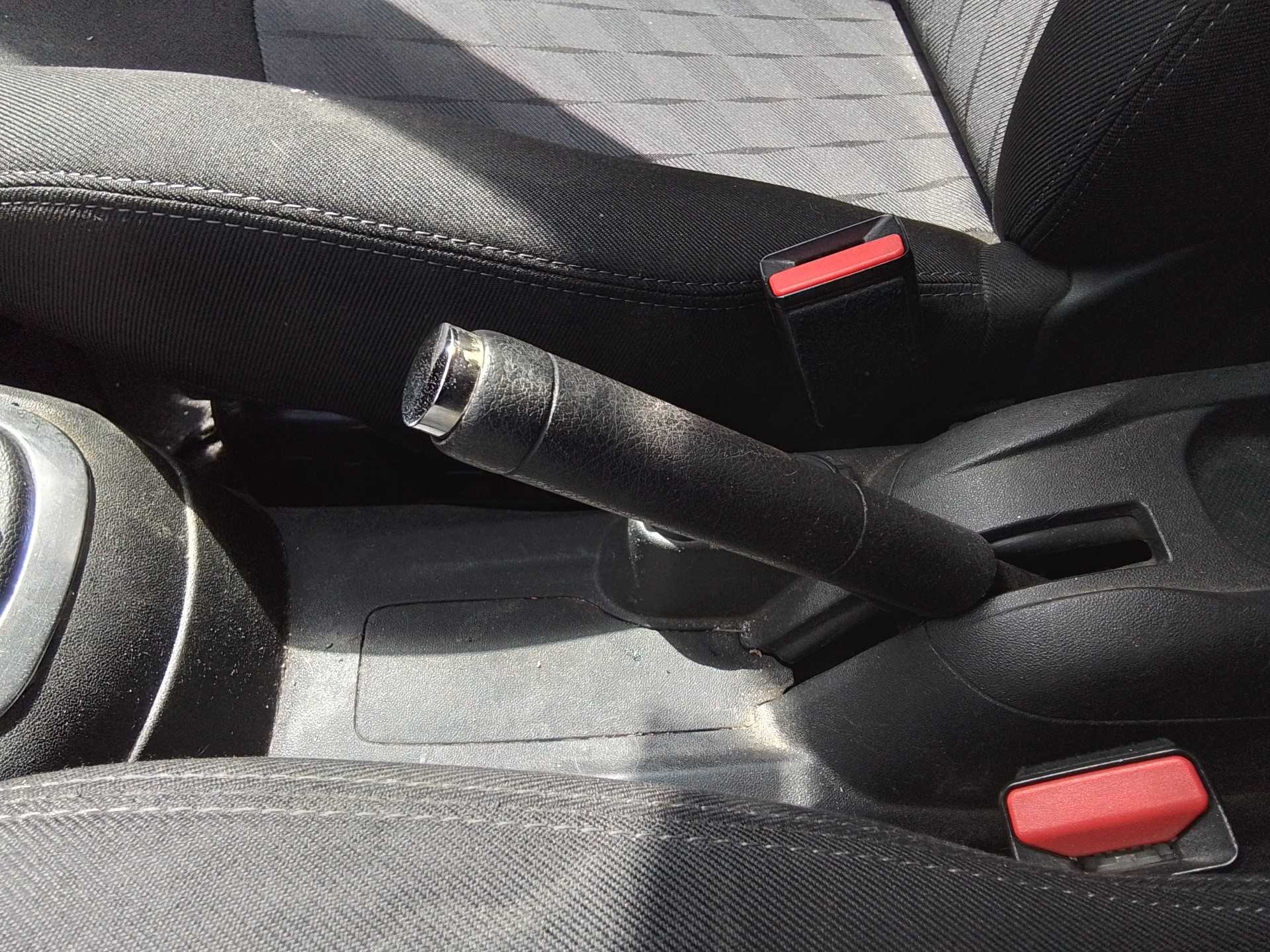 Recambio de palanca freno para citroën c-elysée feel referencia OEM IAM   