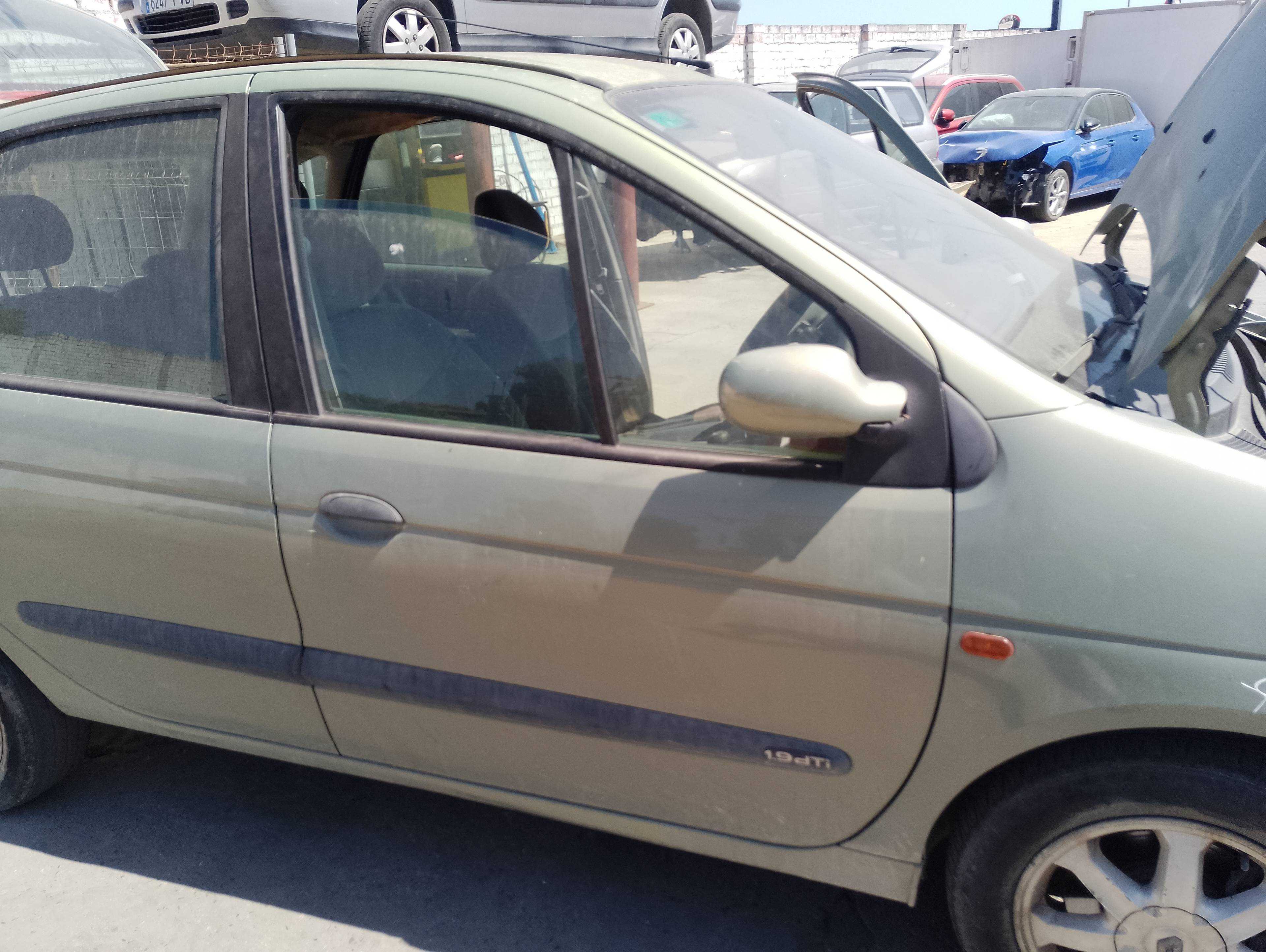 Recambio de puerta delantera derecha para renault scenic (ja..) 1.9 dci authentique referencia OEM IAM   