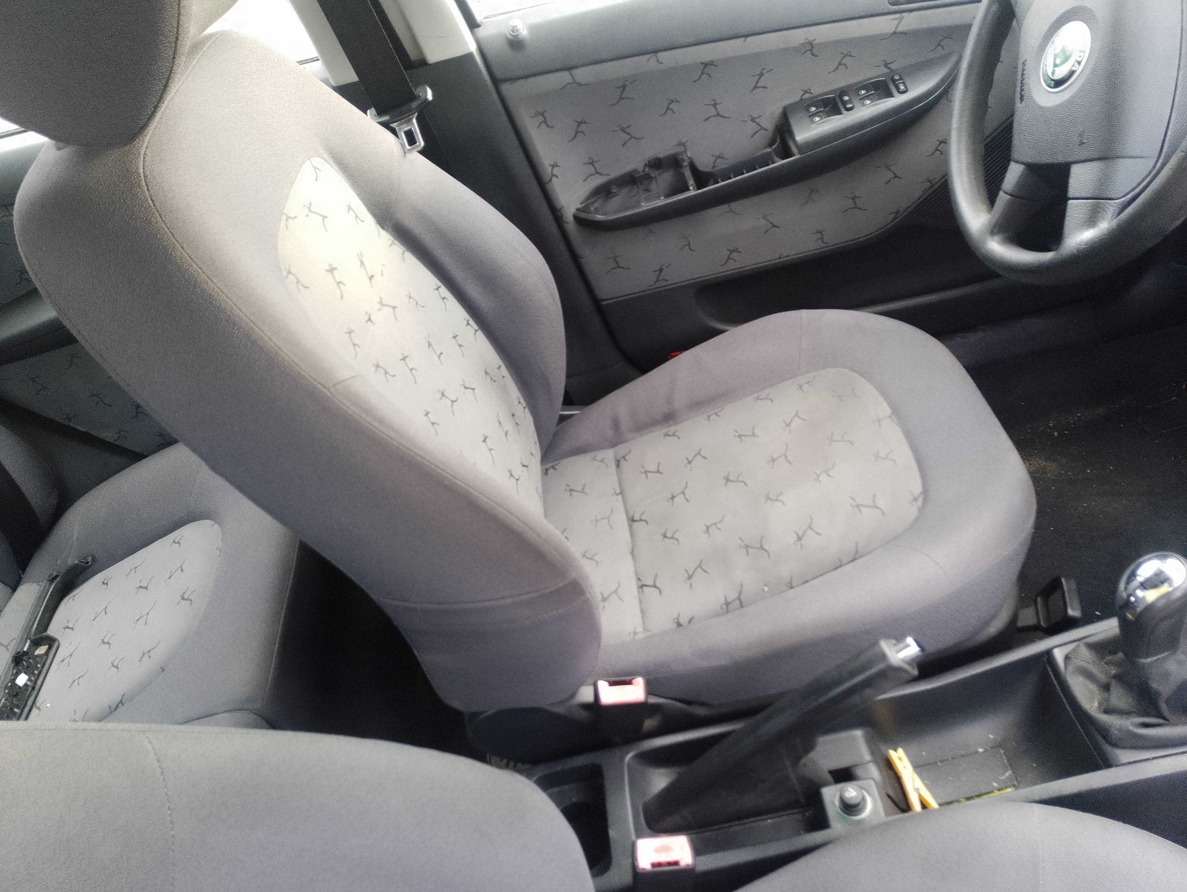 Recambio de asiento delantero izquierdo para skoda fabia (6y2/6y3) comfort referencia OEM IAM   