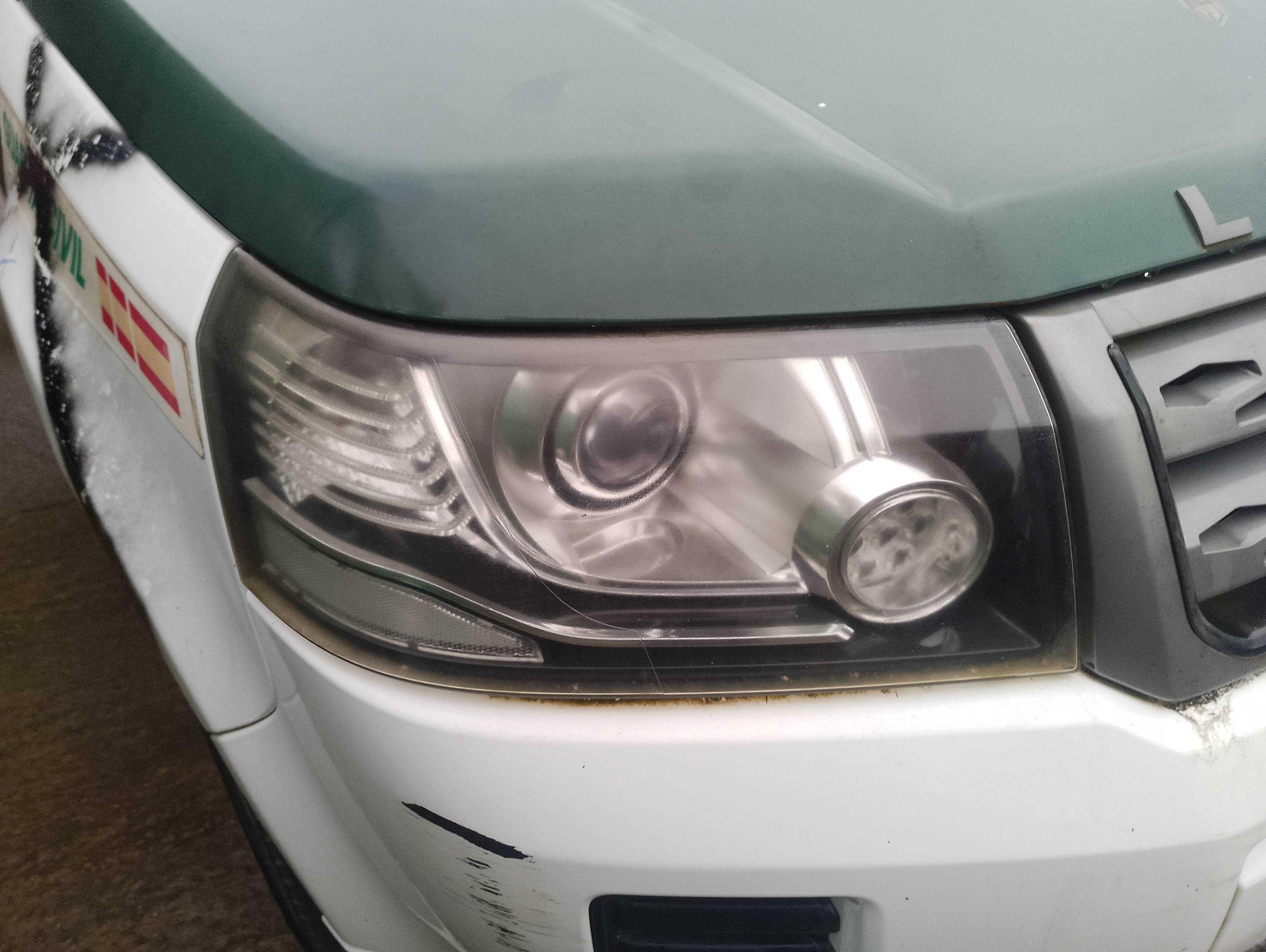 Recambio de faro derecho para land rover freelander (lr2) td4 e referencia OEM IAM   