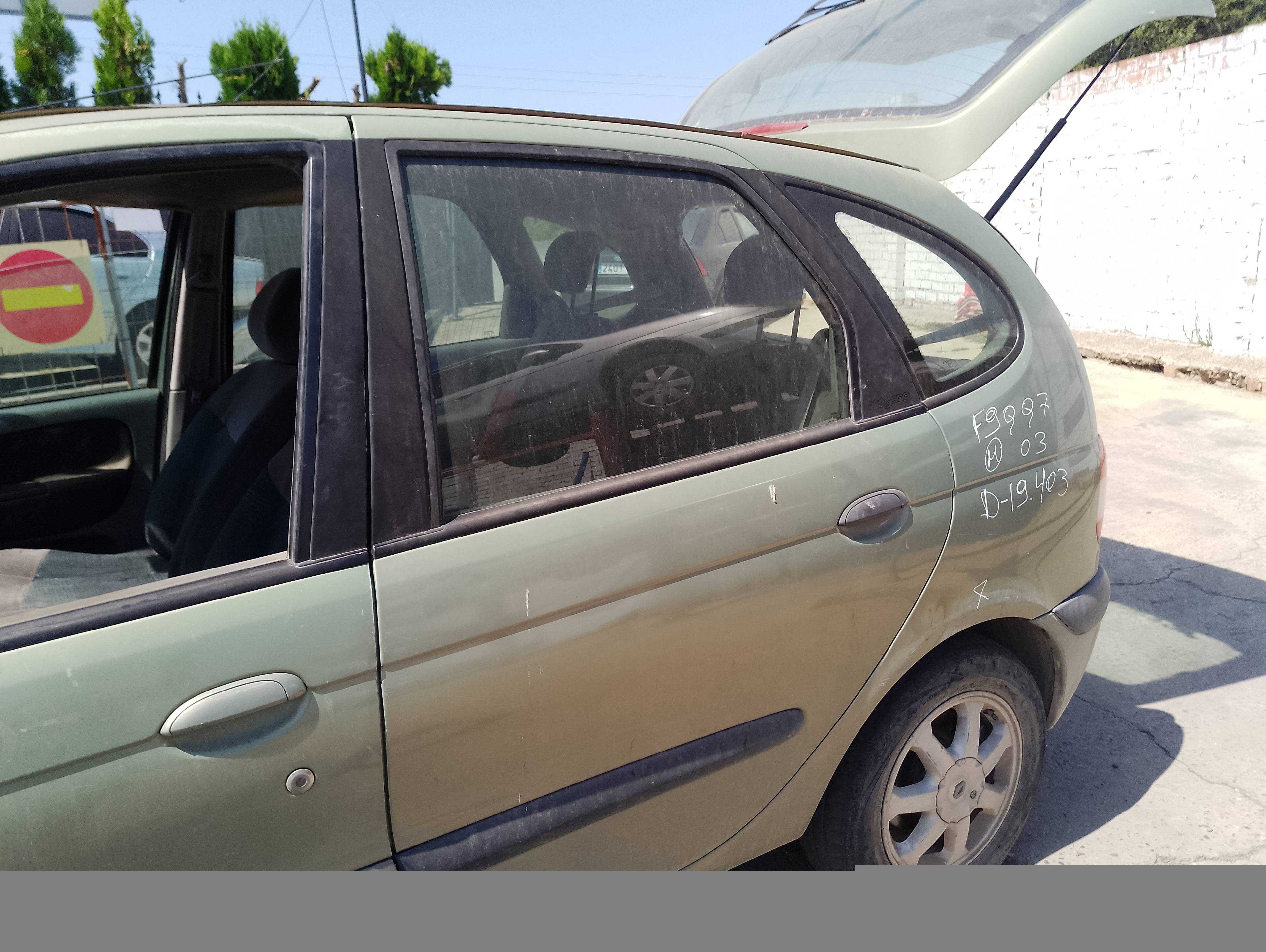 Recambio de puerta trasera izquierda para renault scenic (ja..) 1.9 dci authentique referencia OEM IAM   