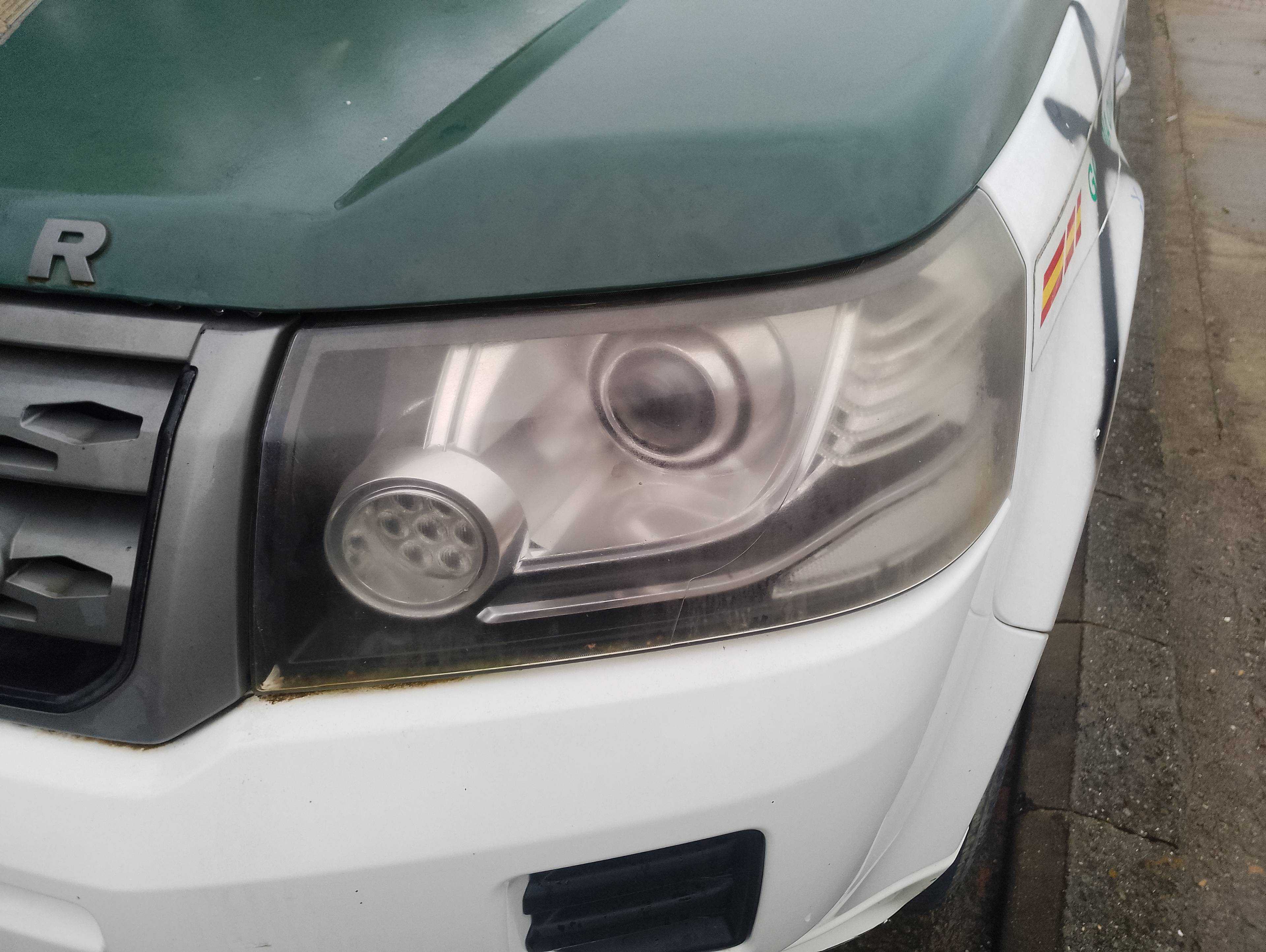 Recambio de faro izquierdo para land rover freelander (lr2) td4 e referencia OEM IAM   