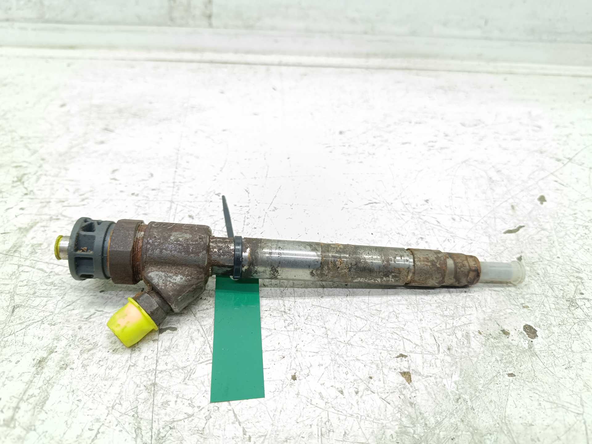 Recambio de inyector para opel vivaro furgón l express referencia OEM IAM 9828959880 0445110955 