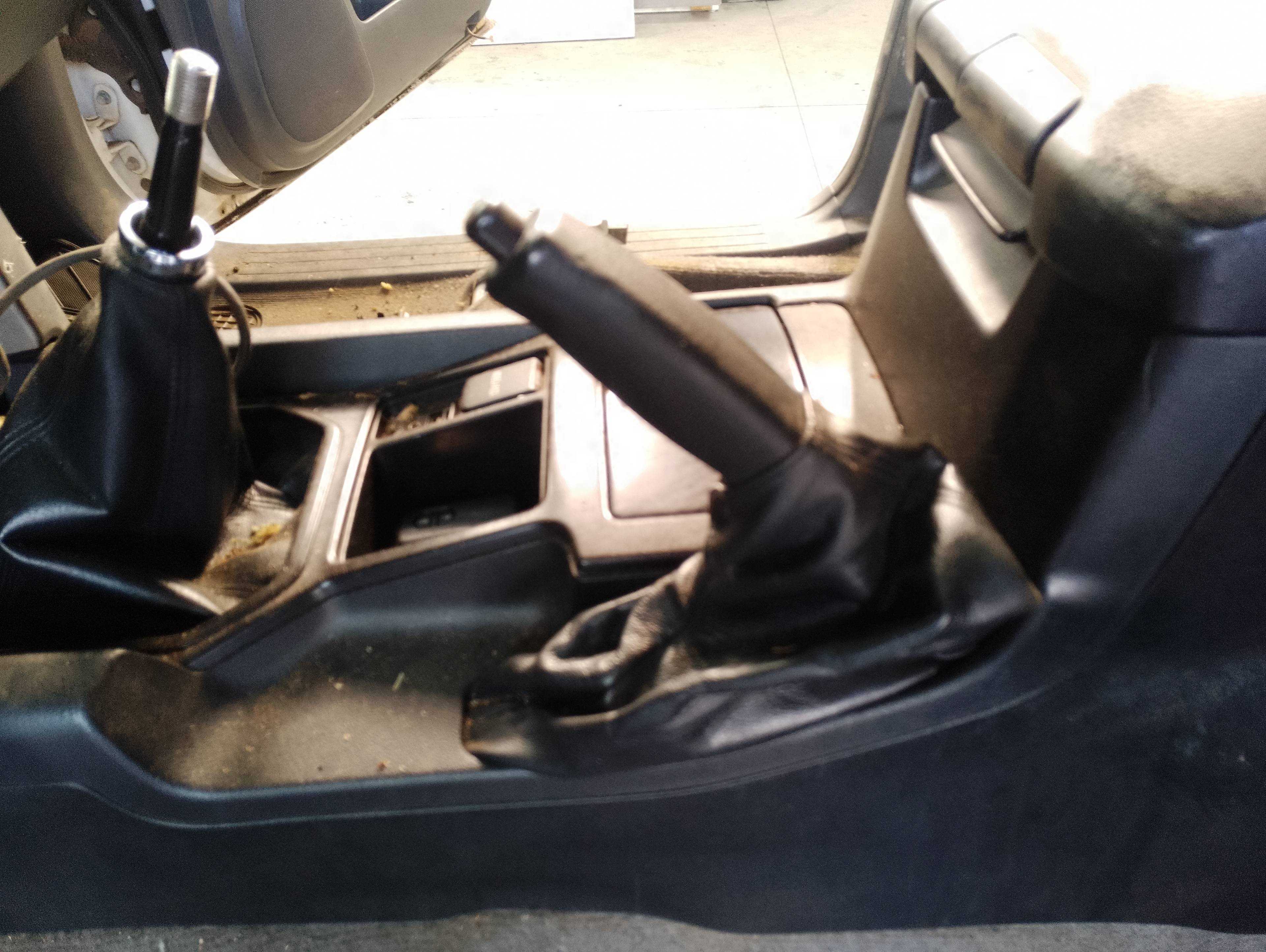 Recambio de palanca freno para toyota land cruiser (j15) basis referencia OEM IAM   