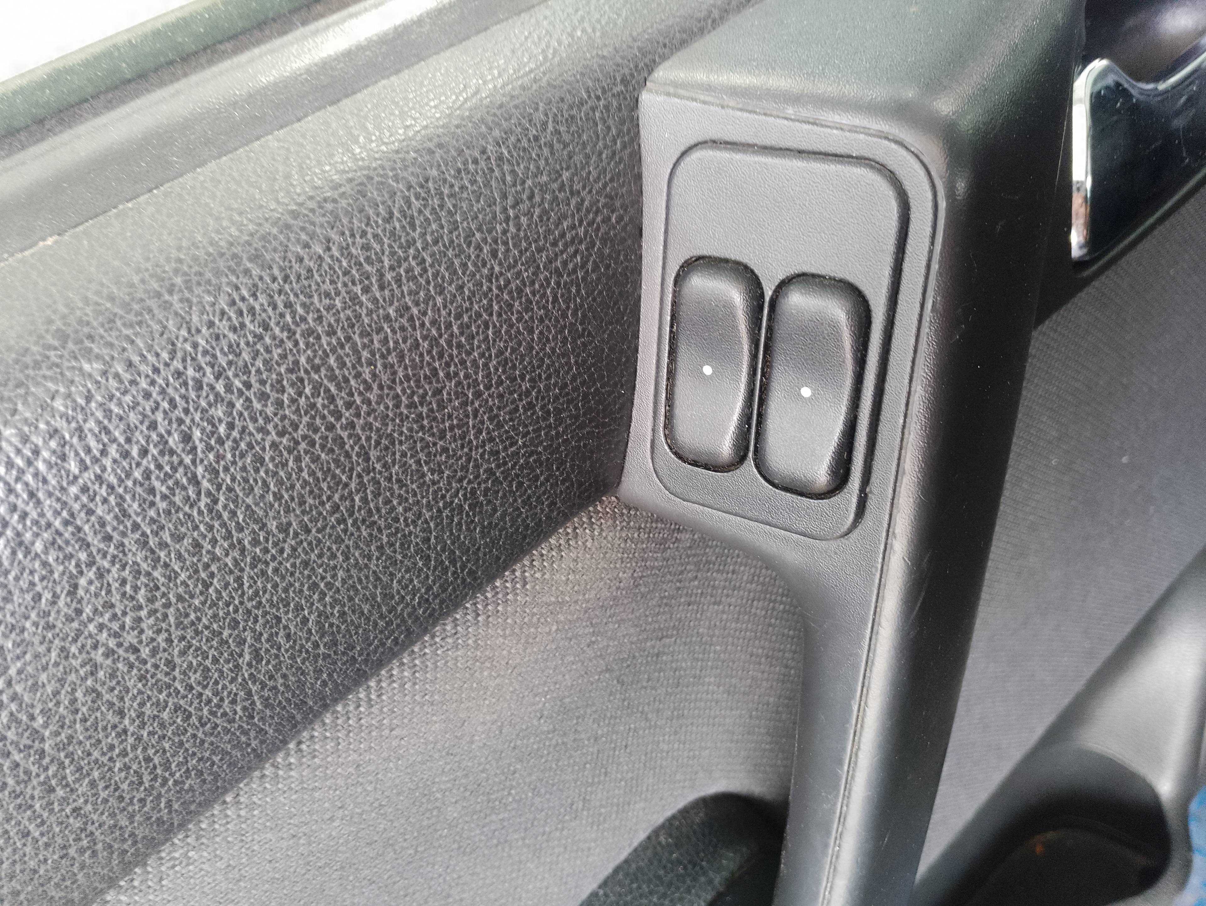 Recambio de mando elevalunas delantero izquierdo para opel astra g berlina club referencia OEM IAM   
