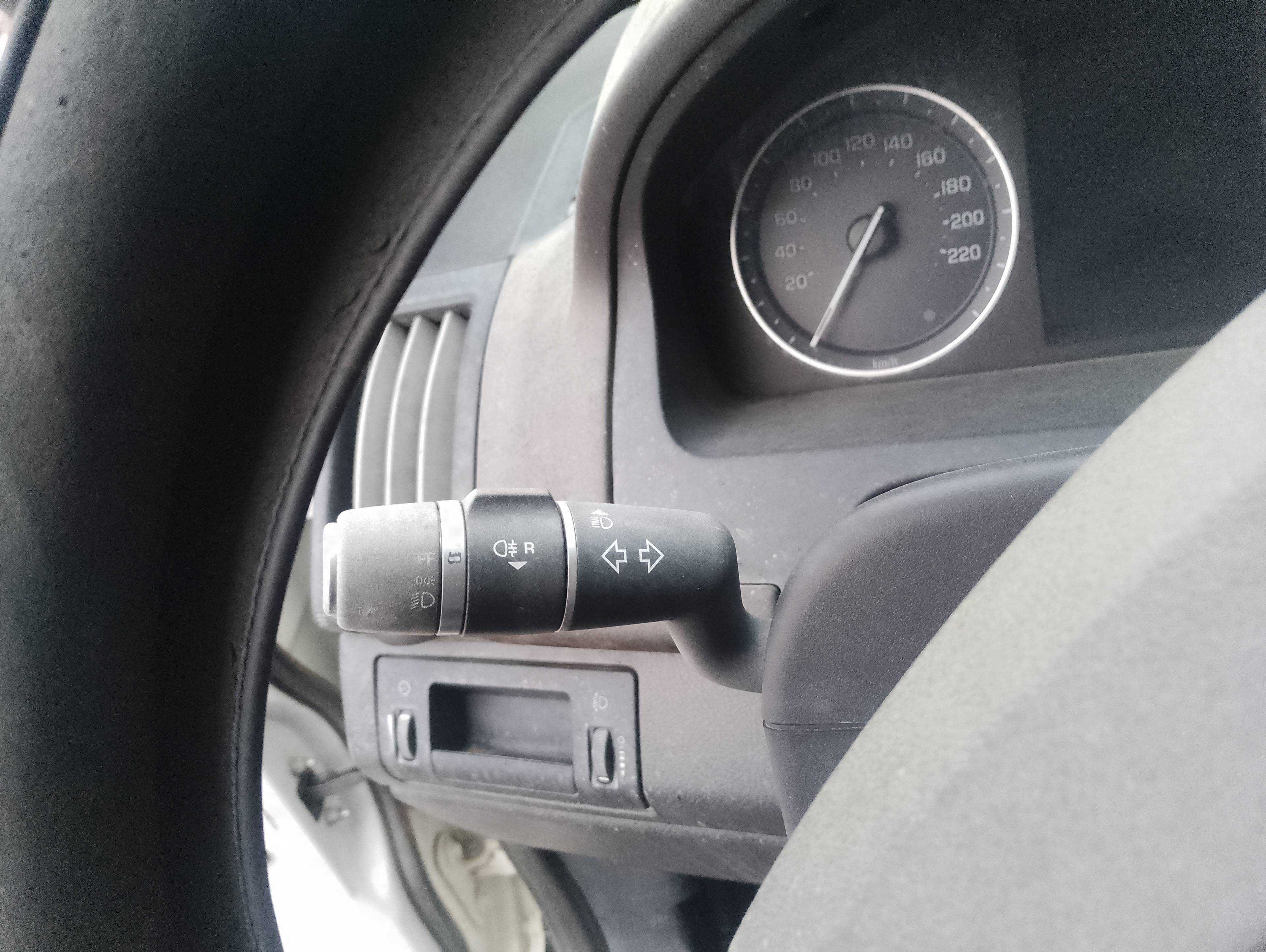 Recambio de mando intermitentes para land rover freelander (lr2) td4 e referencia OEM IAM   