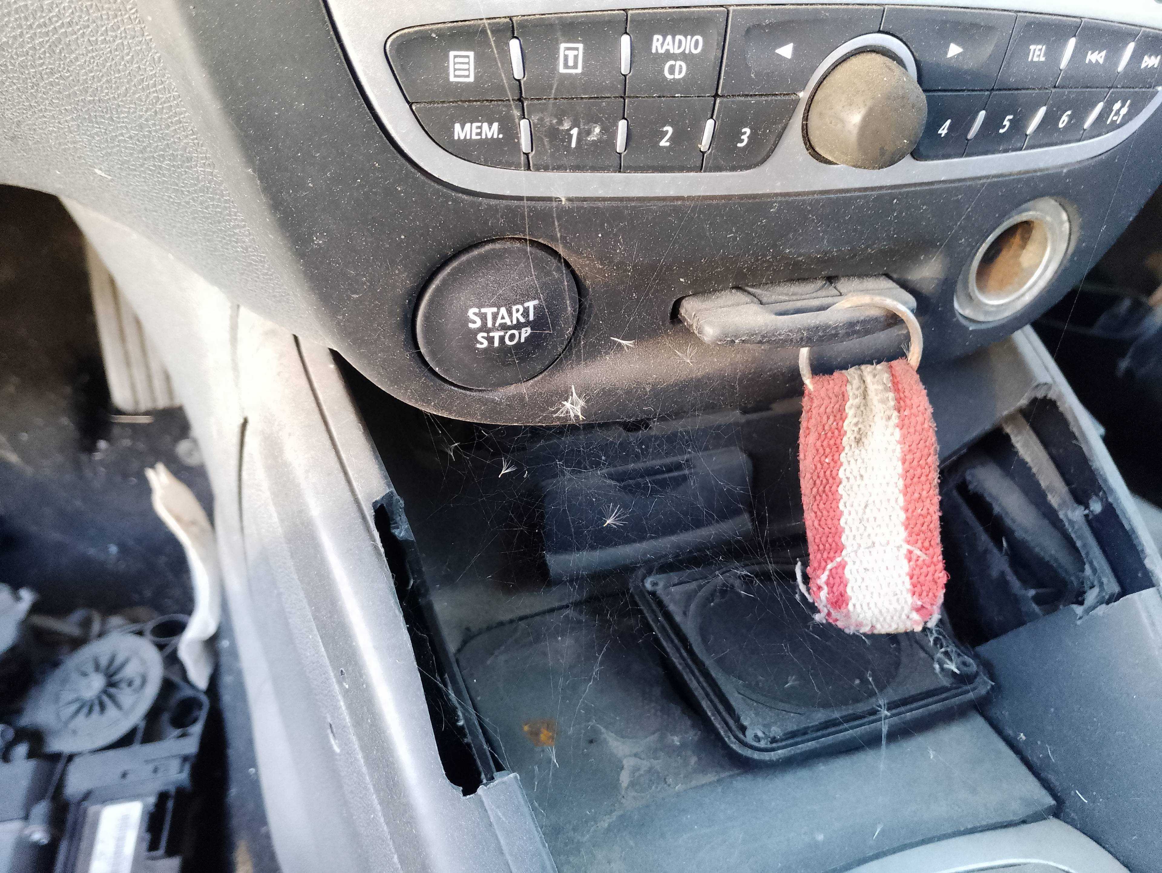 Recambio de conmutador de arranque para renault megane iii berlina 5 p business referencia OEM IAM   