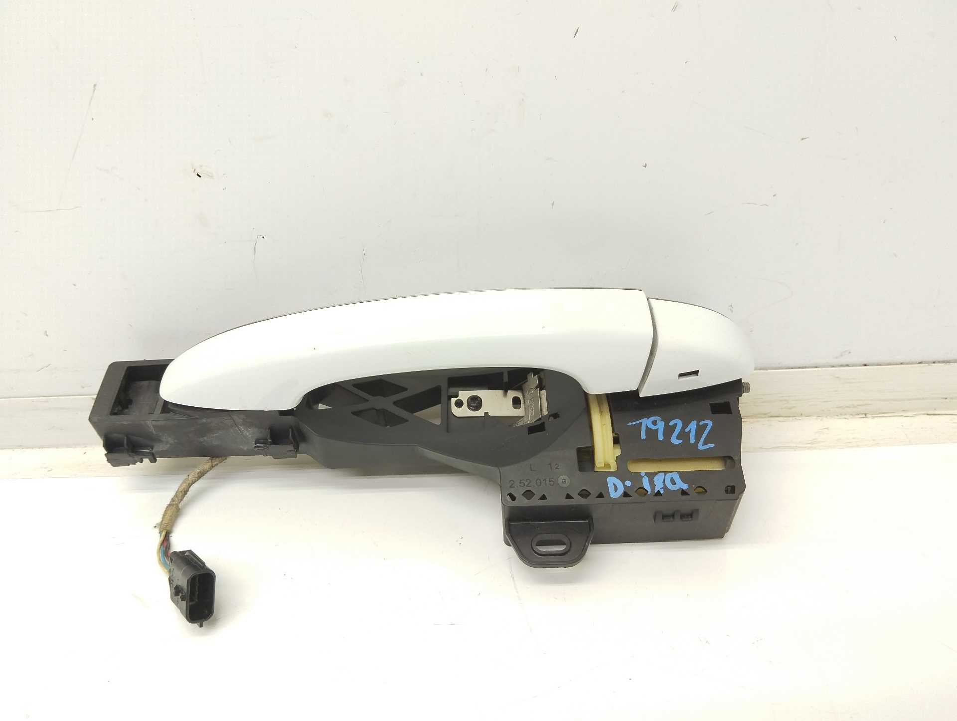 Recambio de maneta exterior delantera izquierda para renault scenic iv black edition referencia OEM IAM 806078862R  