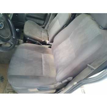 ASIENTO DELANTERO IZQUIERDO 