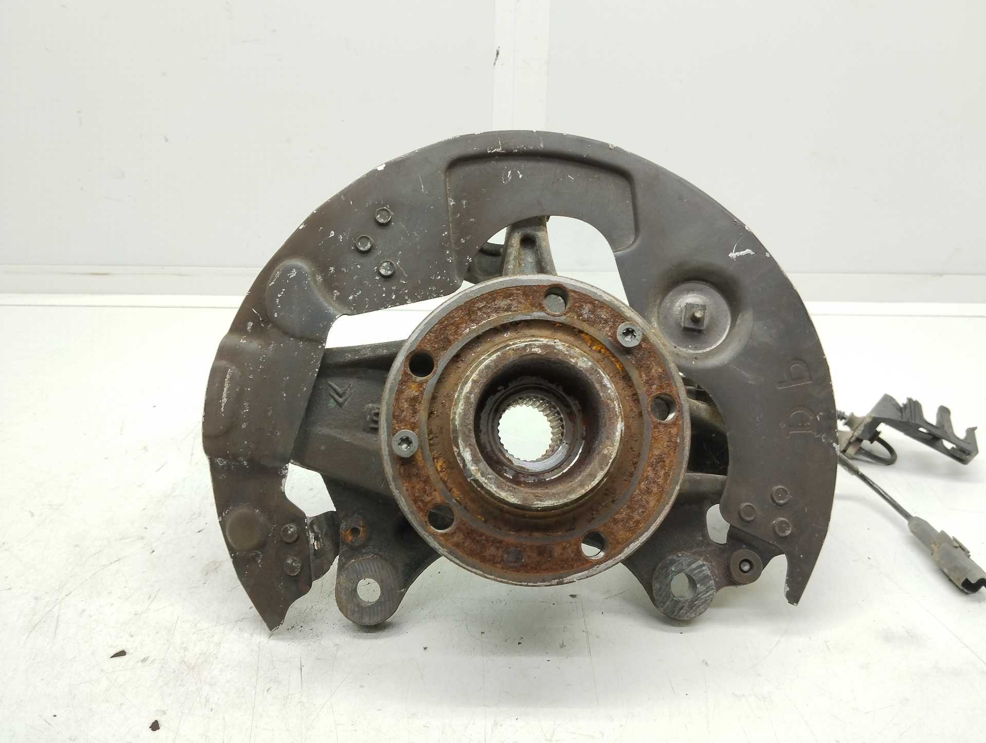 Recambio de mangueta delantera derecha para citroën c4 picasso origins referencia OEM IAM   