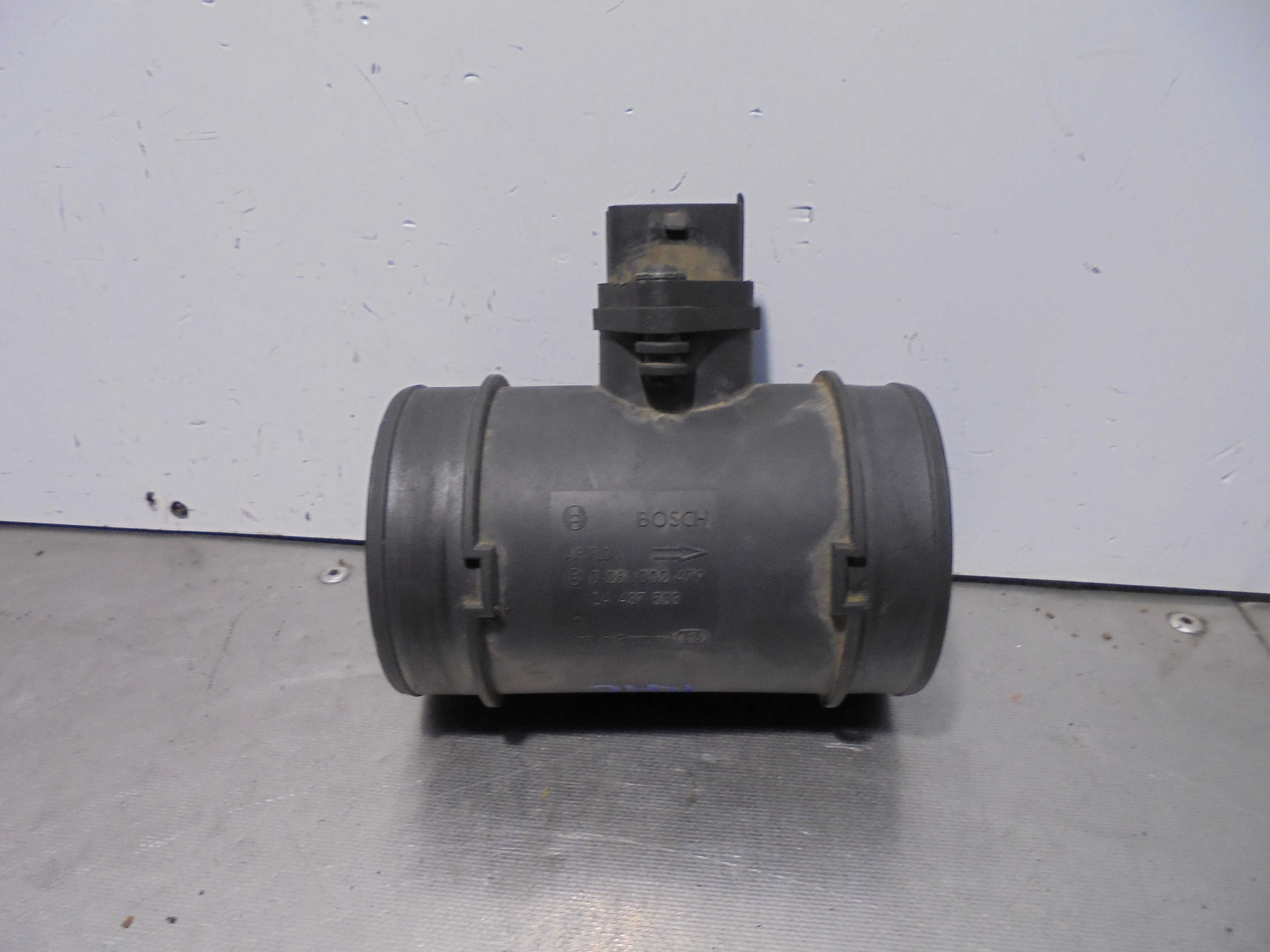 Recambio de caudalimetro para opel vectra c berlina club referencia OEM IAM 24437503 BOSCH 