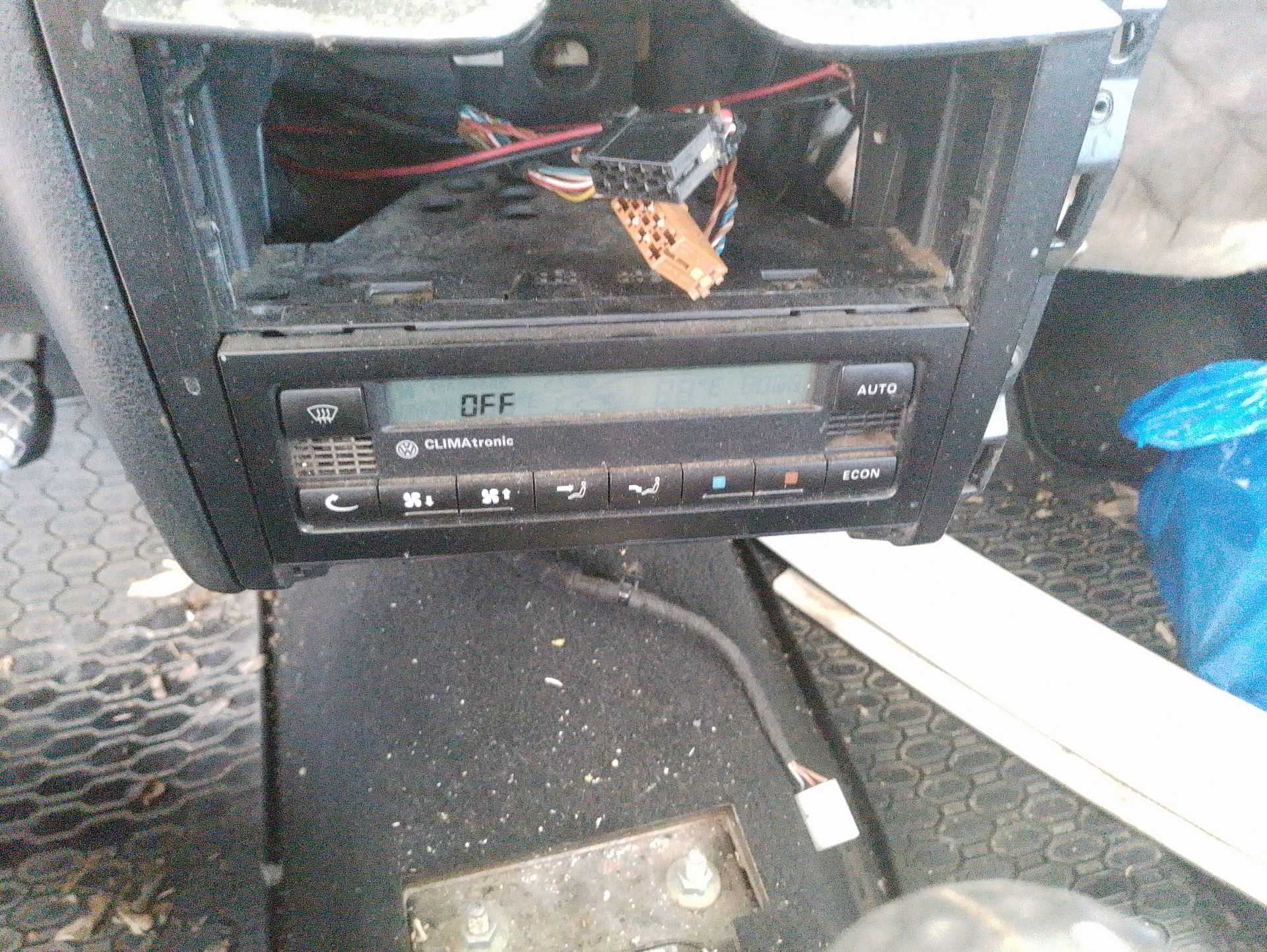 Recambio de mando climatizador para volkswagen golf iv (1j1) 1.9 tdi referencia OEM IAM   