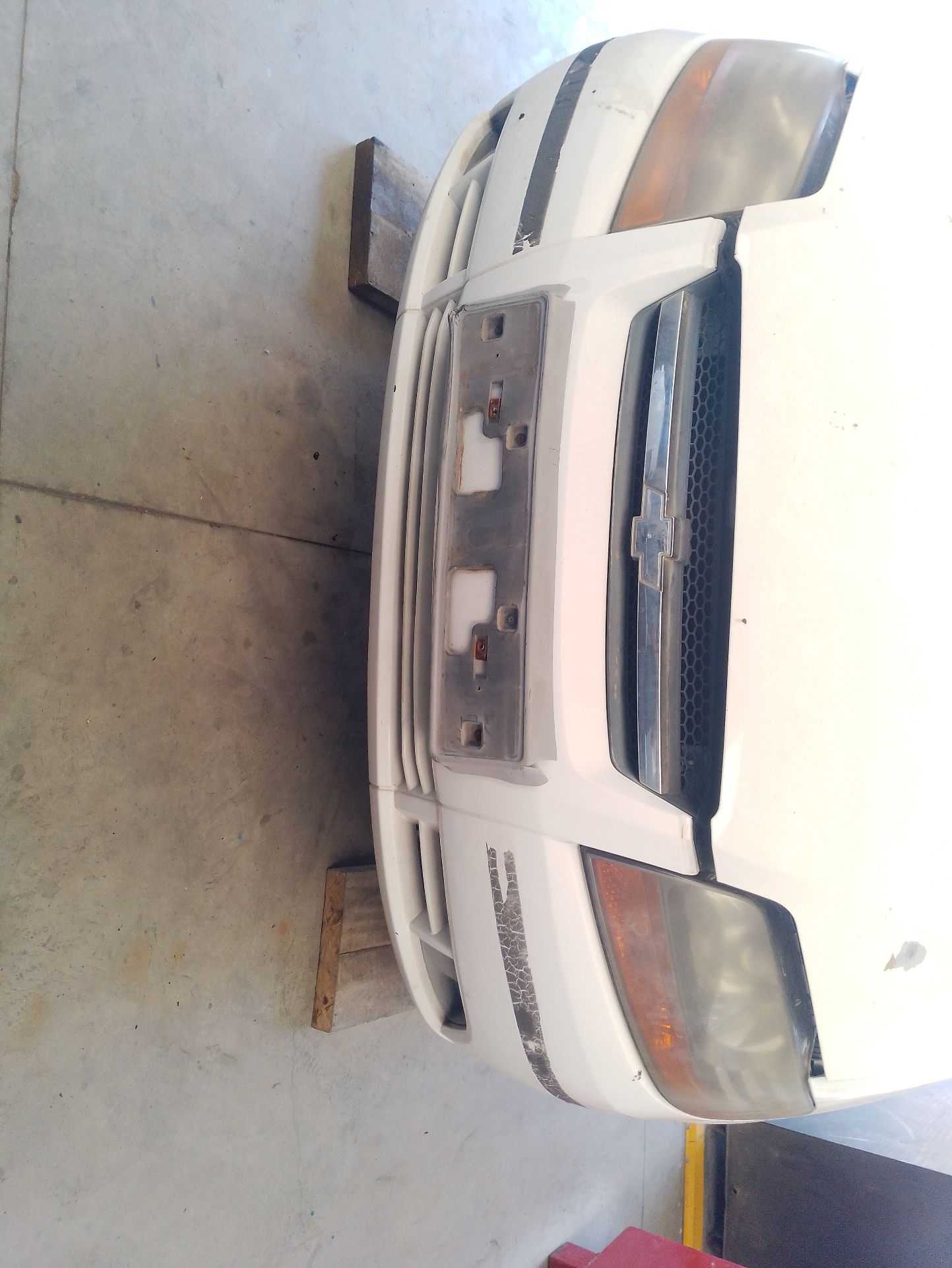 Recambio de paragolpes delantero para chevrolet aveo / kalos sedán (t250, t255) 1.4 referencia OEM IAM 96808139  