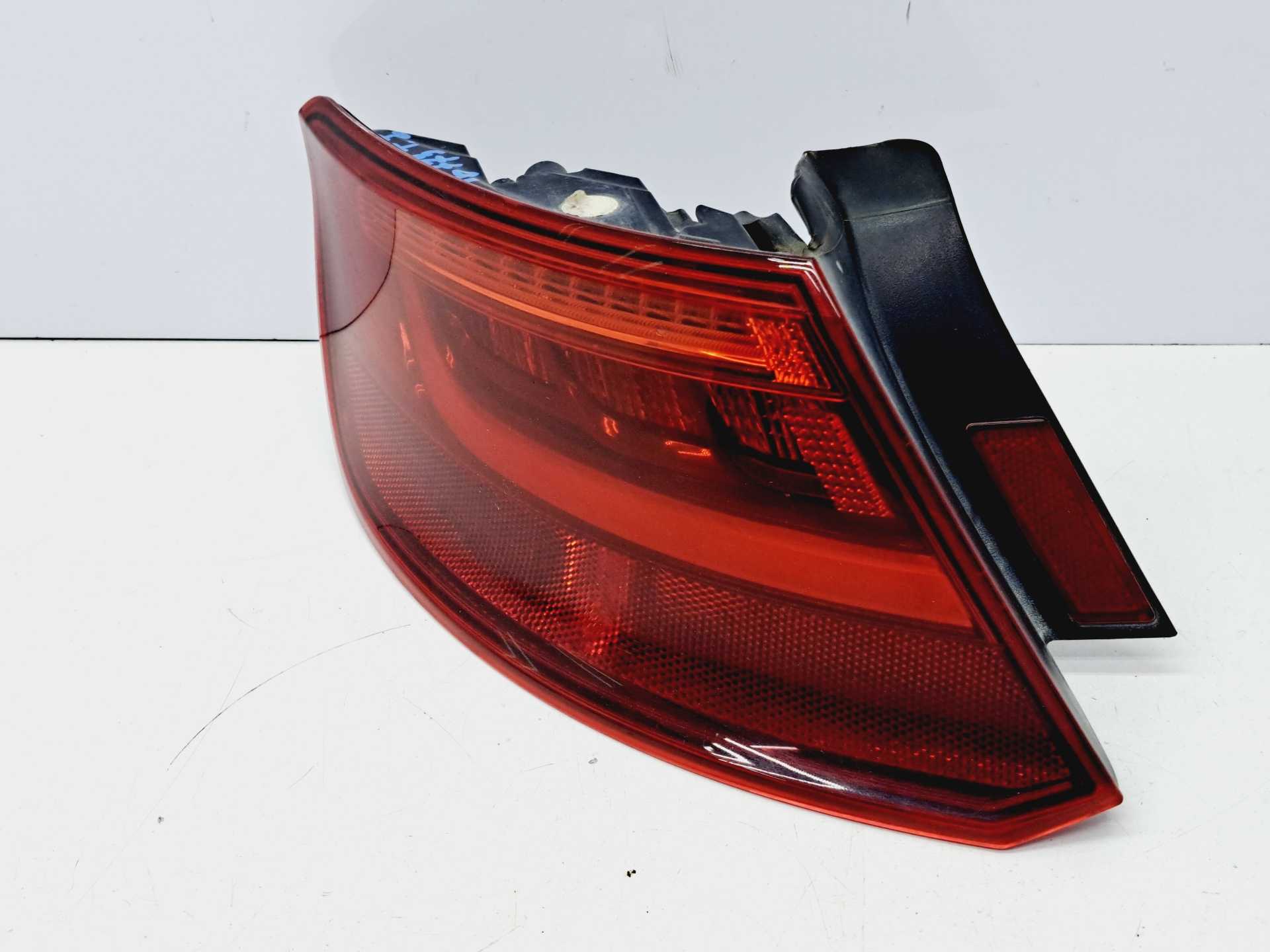 Recambio de piloto trasero izquierdo para audi a3 (8v) 1.6 tdi referencia OEM IAM 8V4945095D 81100102504 