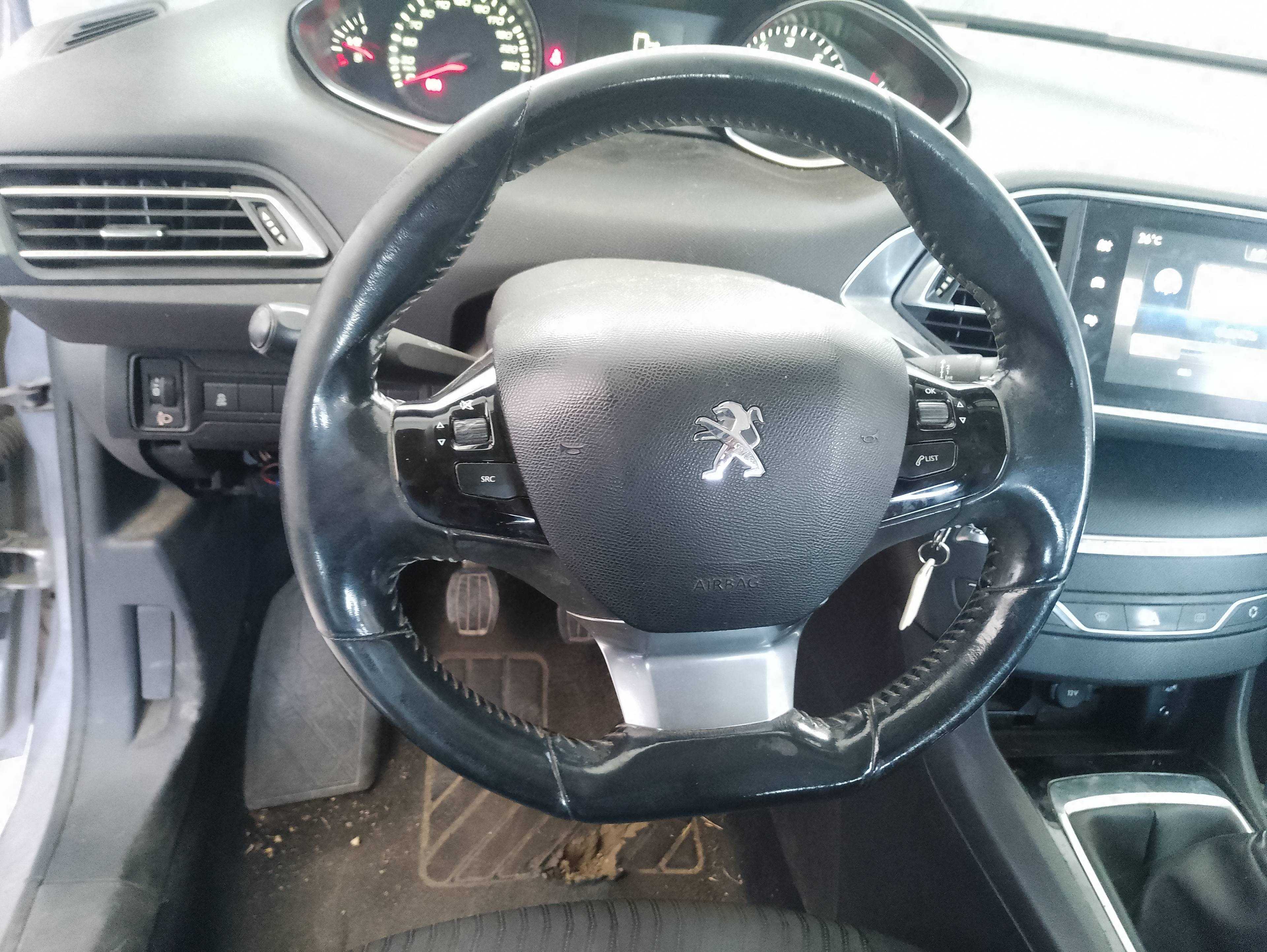 Recambio de volante para peugeot 308 active referencia OEM IAM   