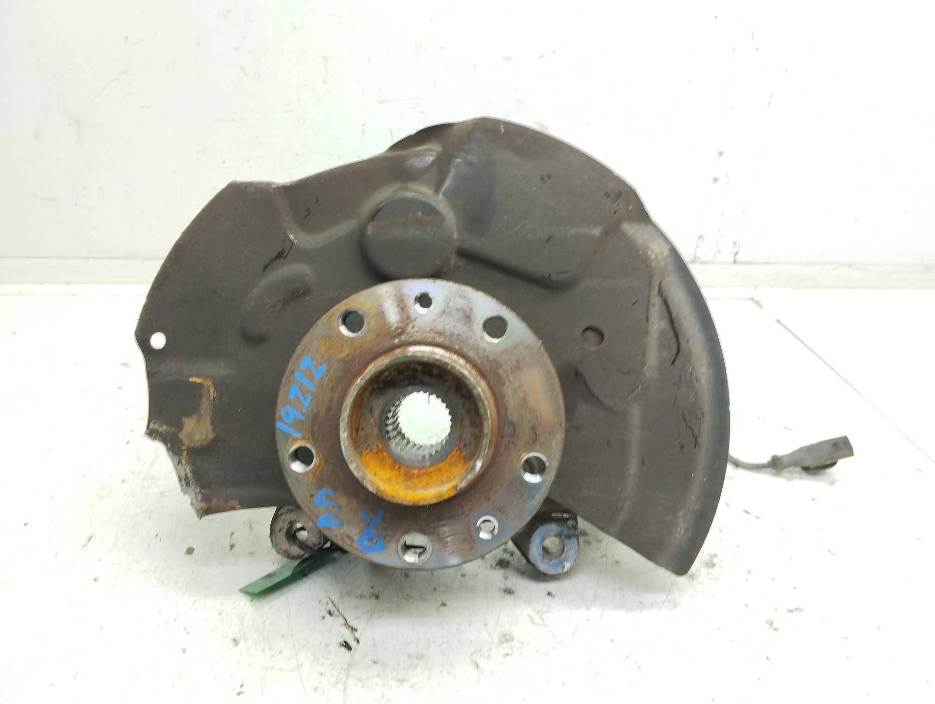 Recambio de mangueta delantera derecha para renault scenic iv black edition referencia OEM IAM  400103354R 