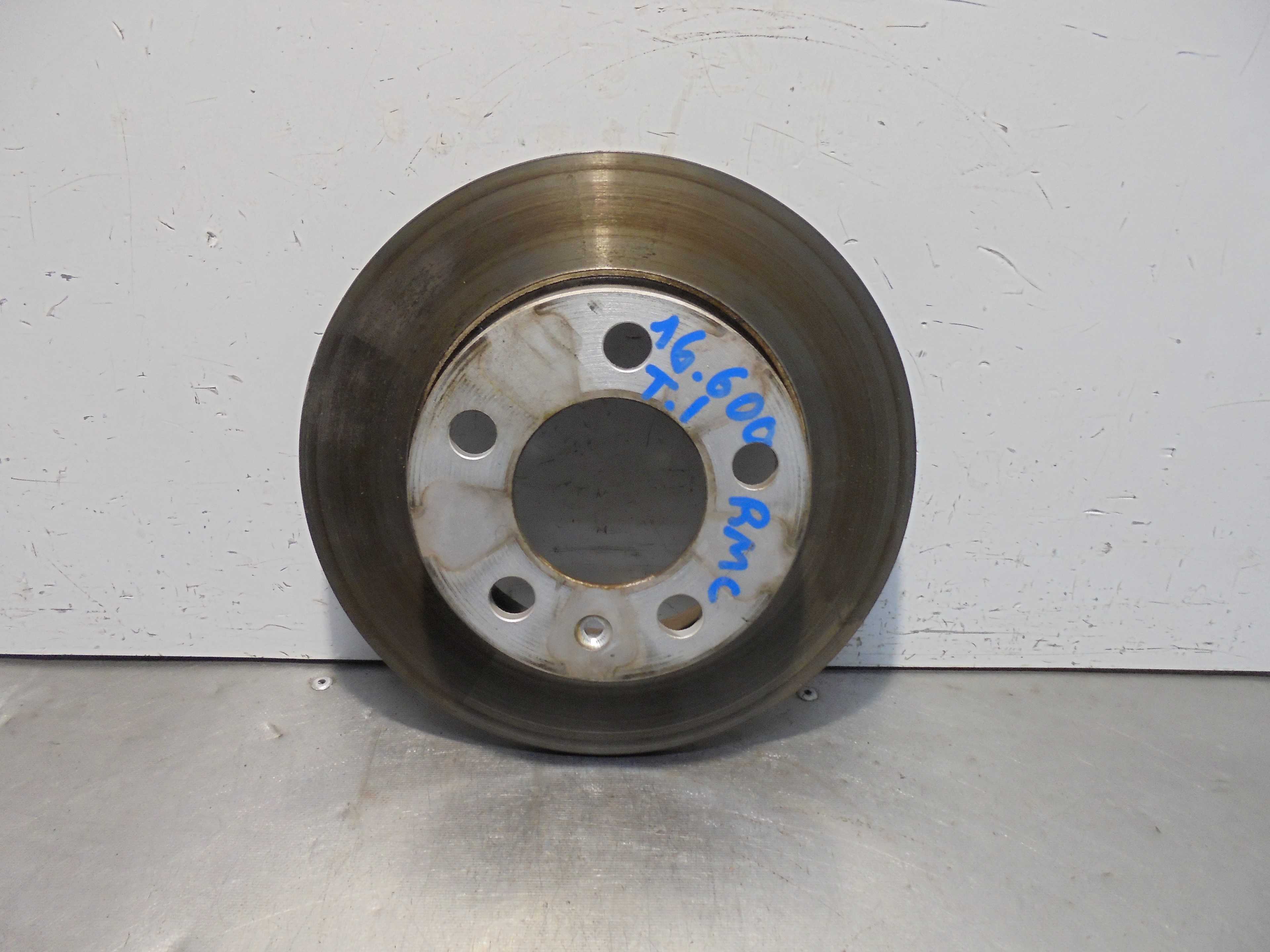 Recambio de disco freno trasero izquierdo para seat arona fr referencia OEM IAM   