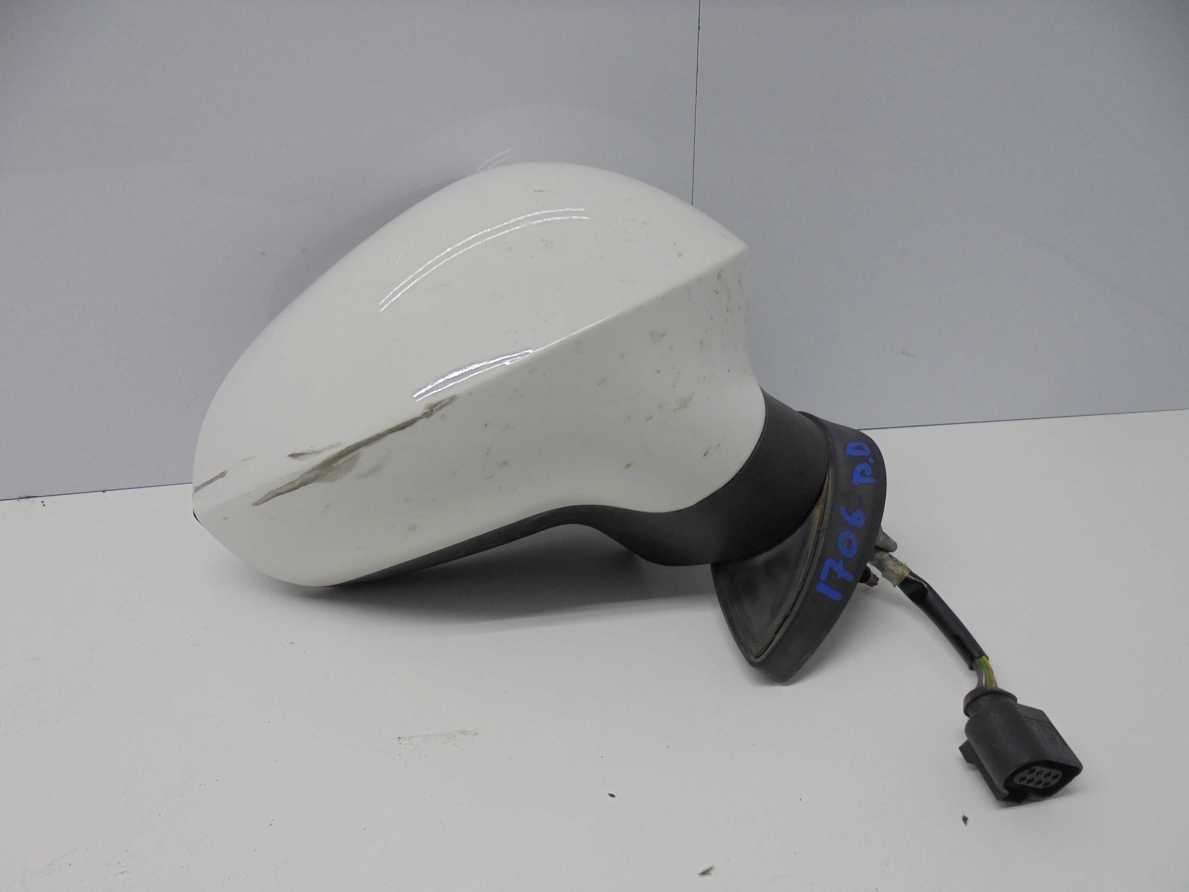 Recambio de retrovisor derecho para seat leon (1p1) 1.9 tdi referencia OEM IAM  ELECTRICO 5 PUERTA 