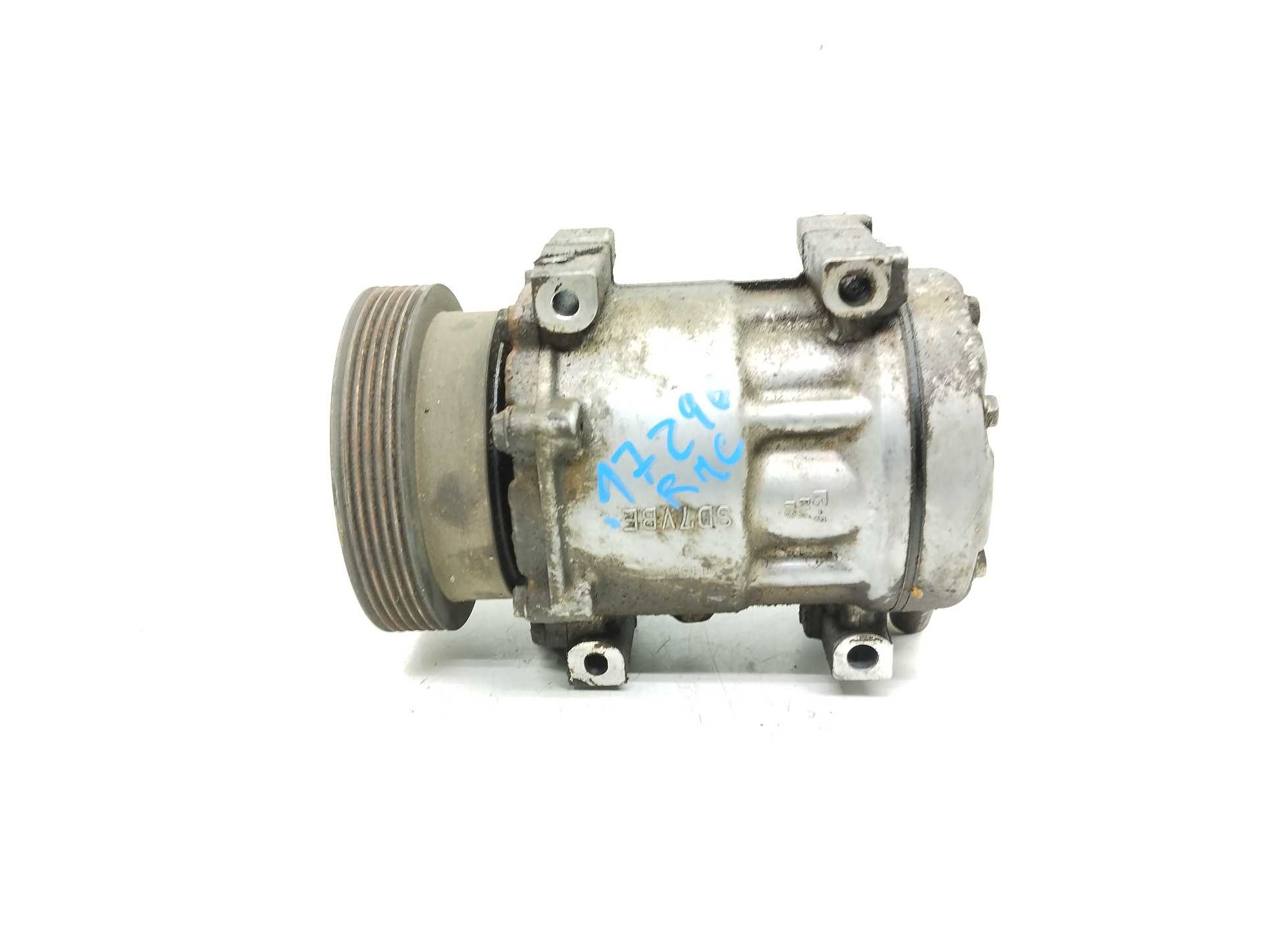 Recambio de compresor aire acondicionado para dacia logan 1.4 cat referencia OEM IAM SD7VBE 8200526884A 8200117767