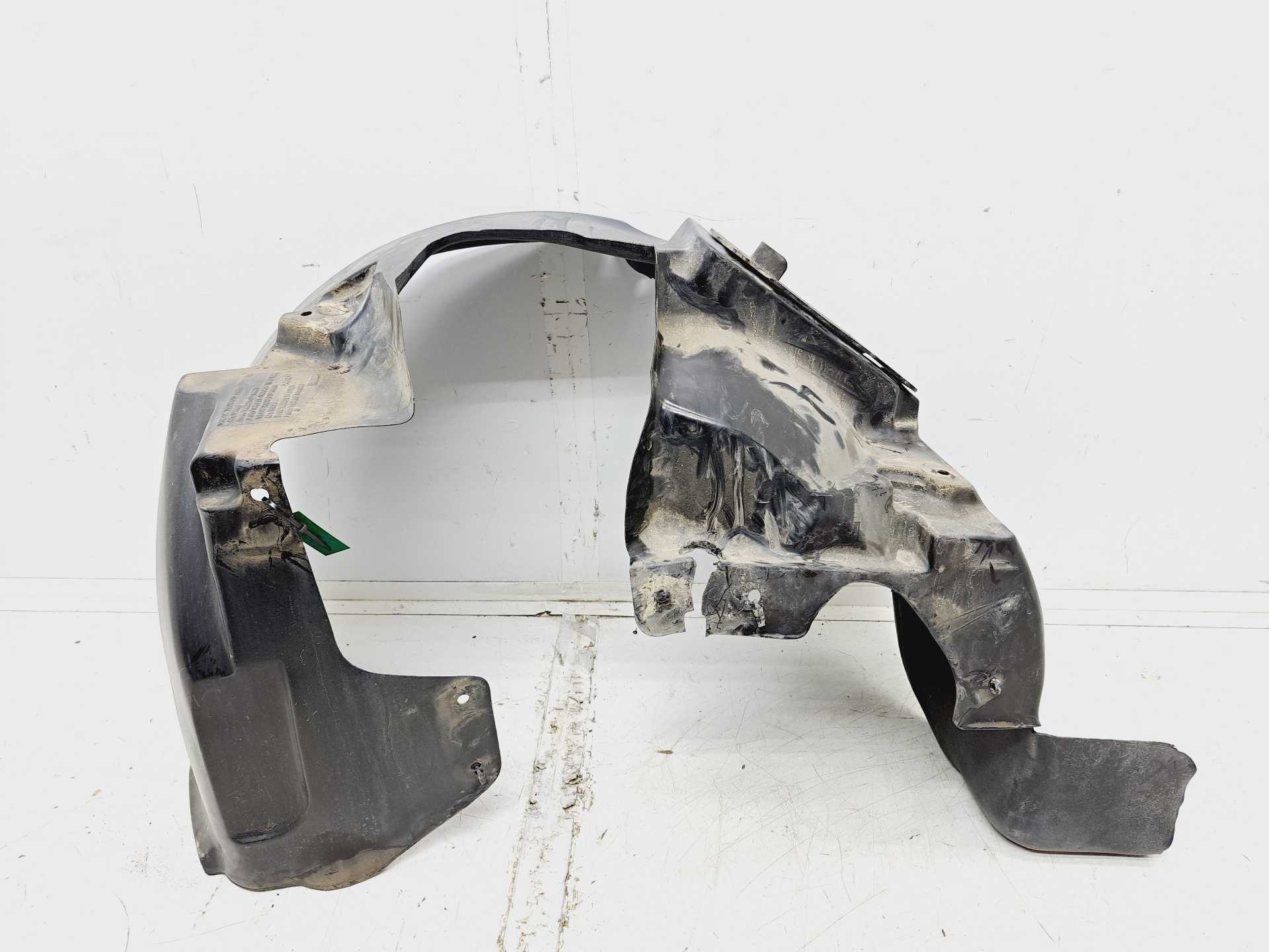 Recambio de paso rueda delantero izquierdo para land rover freelander baikal referencia OEM IAM   