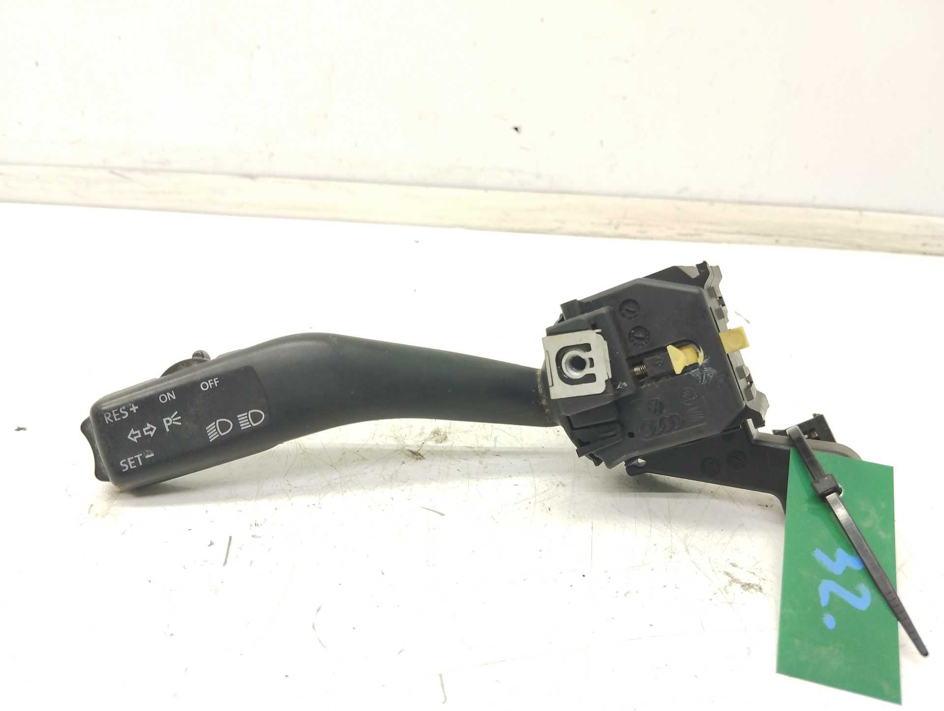 Recambio de mando intermitentes para skoda octavia berlina (1z3) active referencia OEM IAM 1K0953513A 01103501 