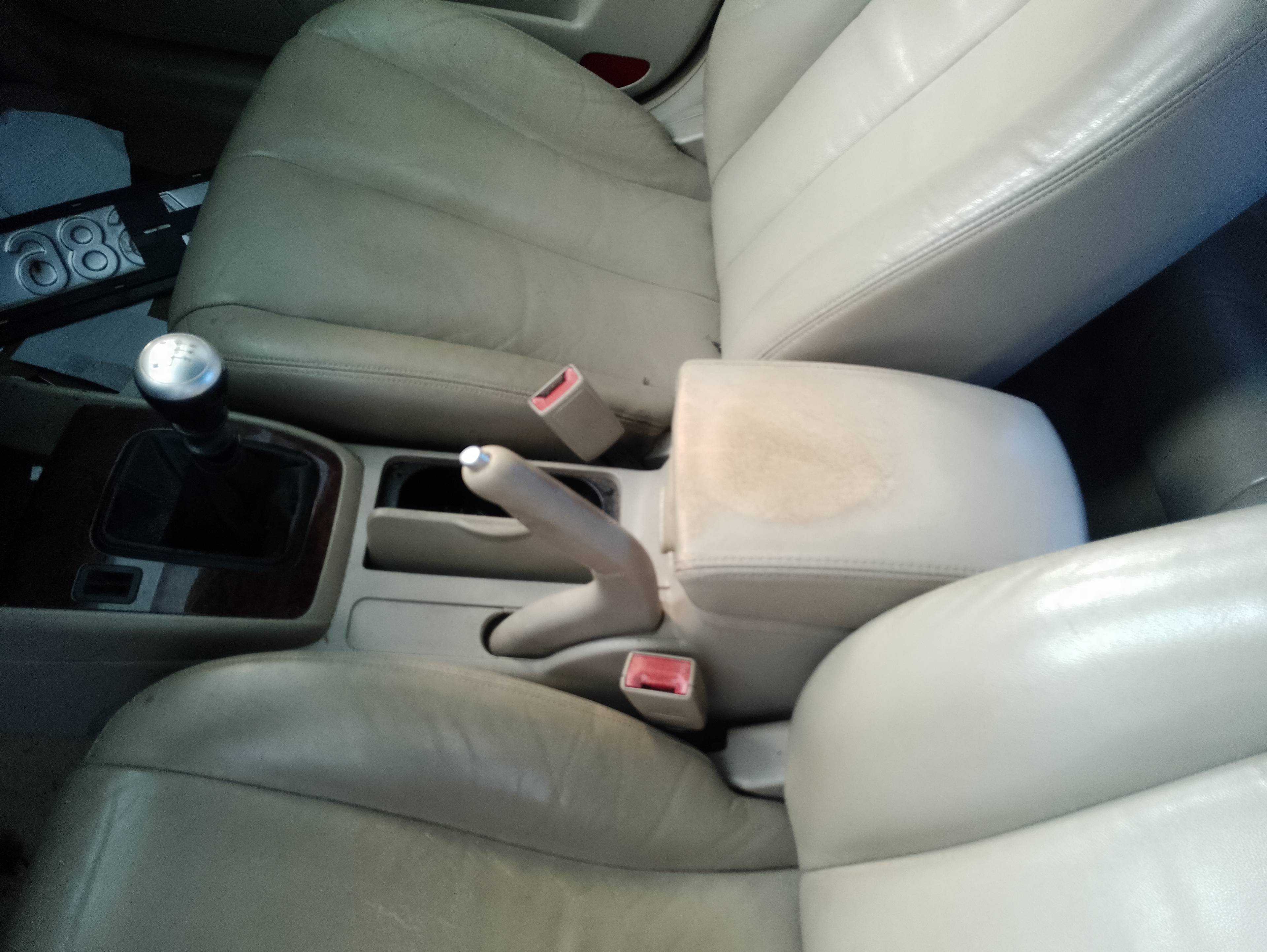 Recambio de apoyabrazos central para hyundai sonata (nf) 2.0 crdi comfort i referencia OEM IAM   