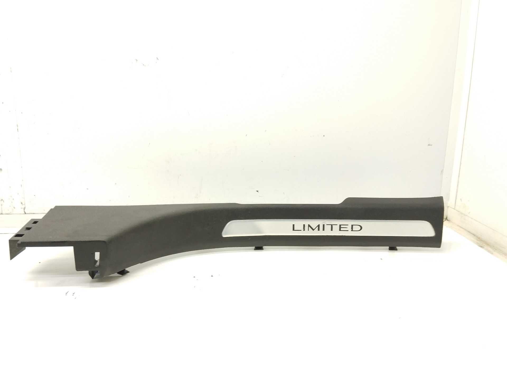 Recambio de moldura interior para renault scenic iv black edition referencia OEM IAM 769513291R  